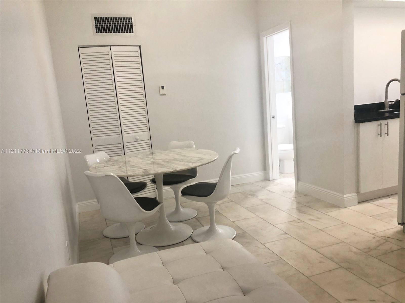 1526 Pennsylvania Ave Unit: 8
