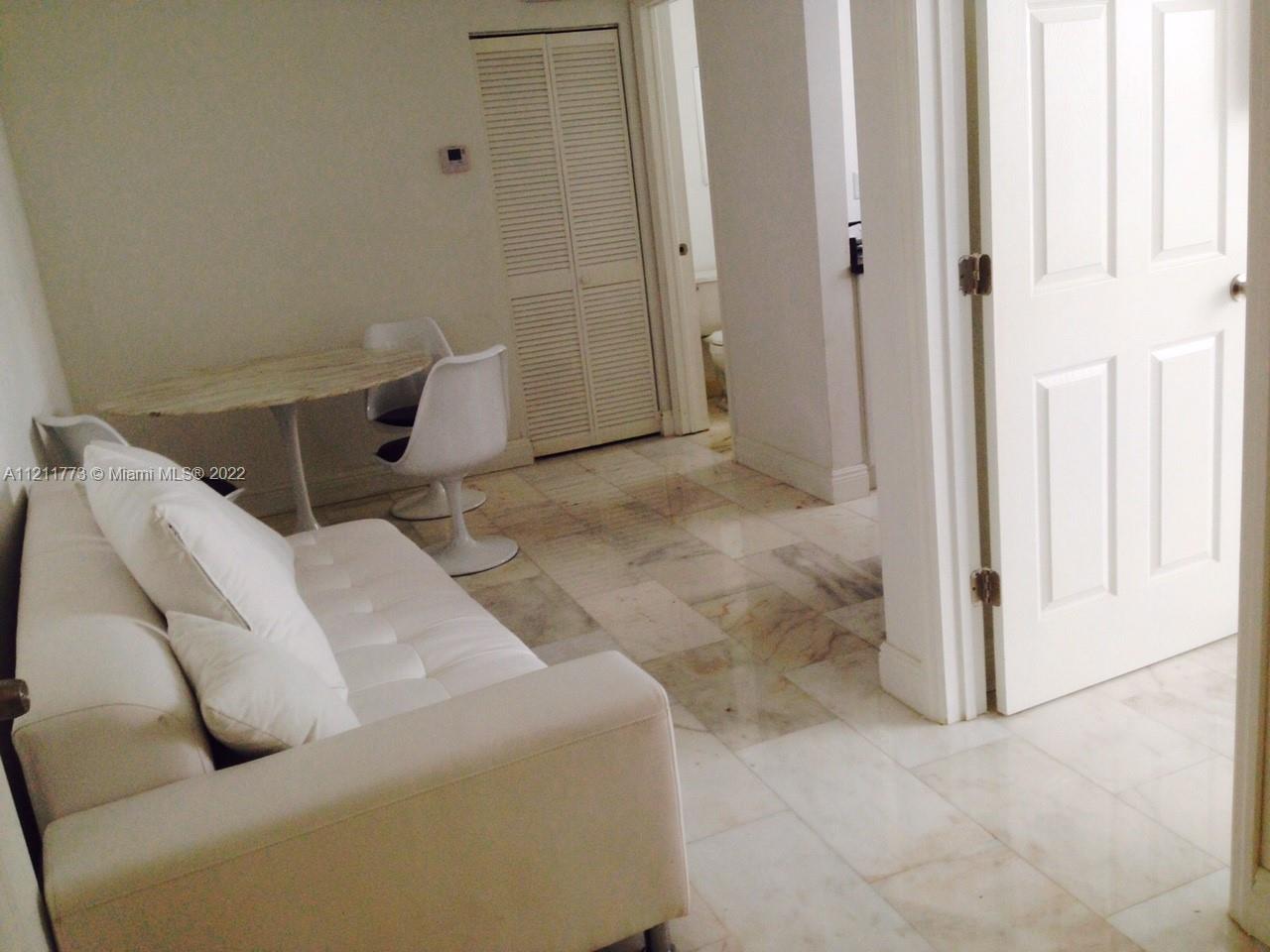 1526 Pennsylvania Ave Unit: 8