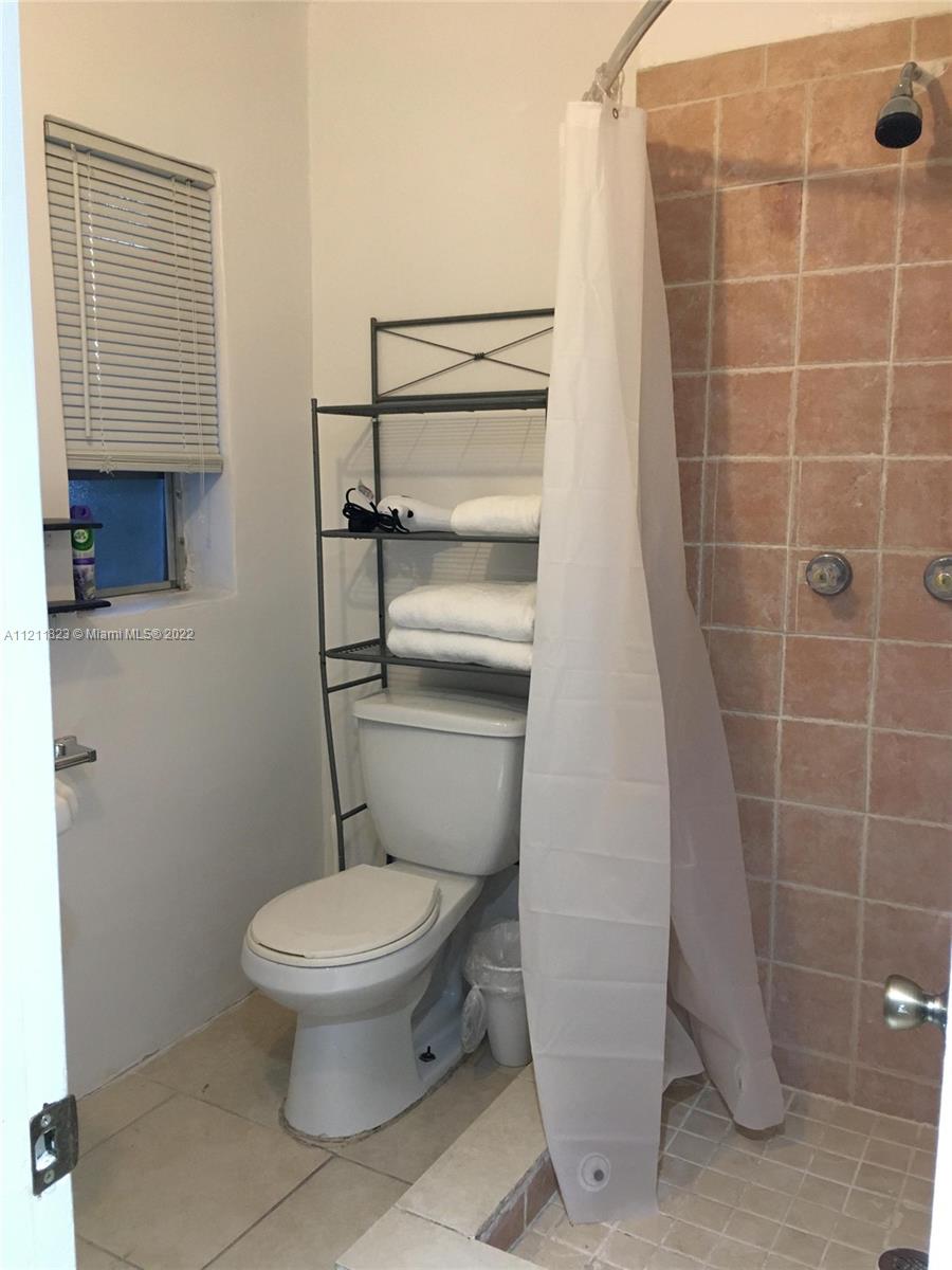 242 NW 100th Ter
