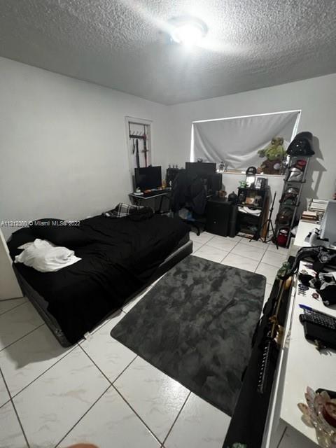 520 NE 38th St Unit: 6