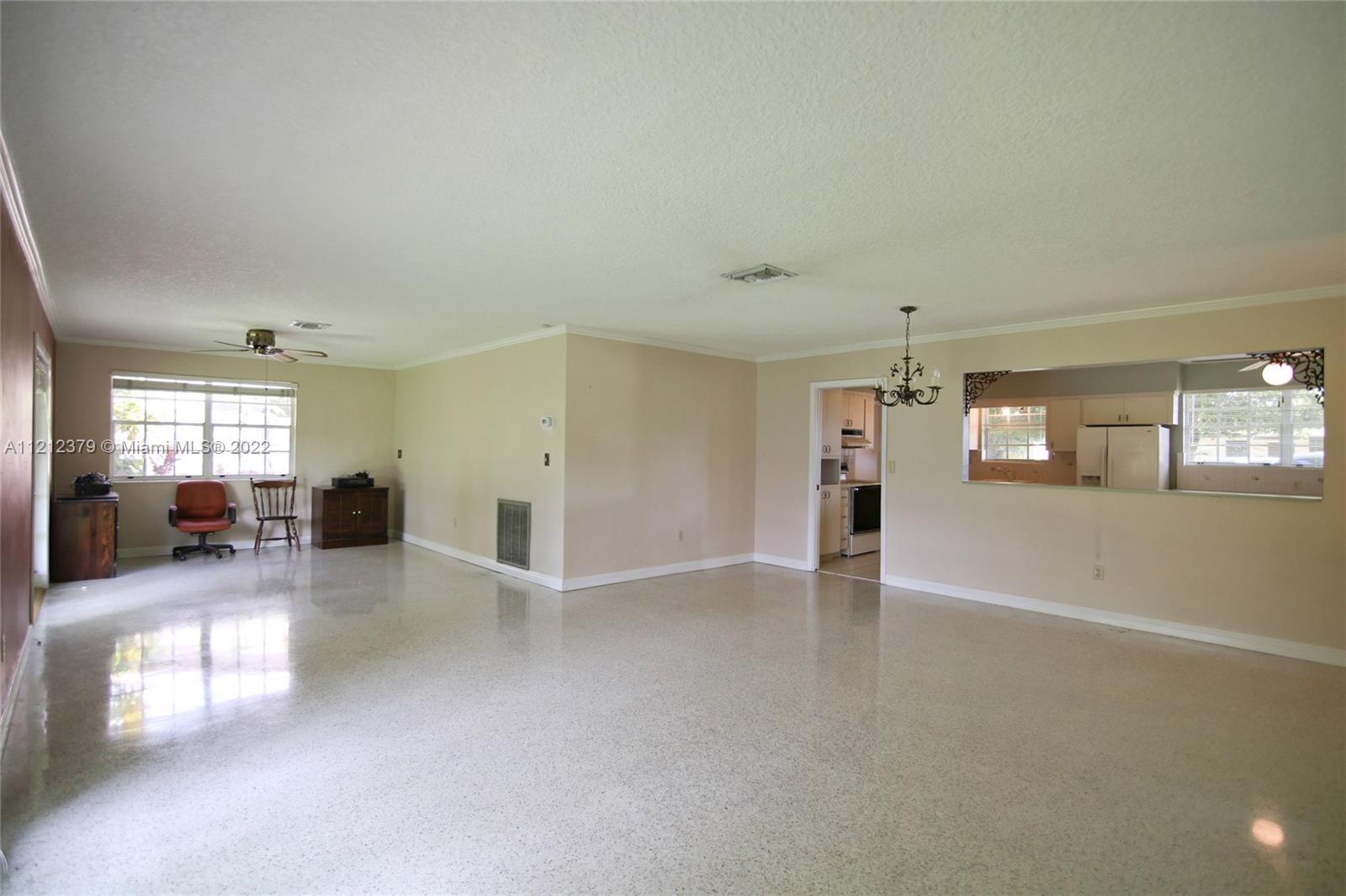 3230 SW 95th Ct