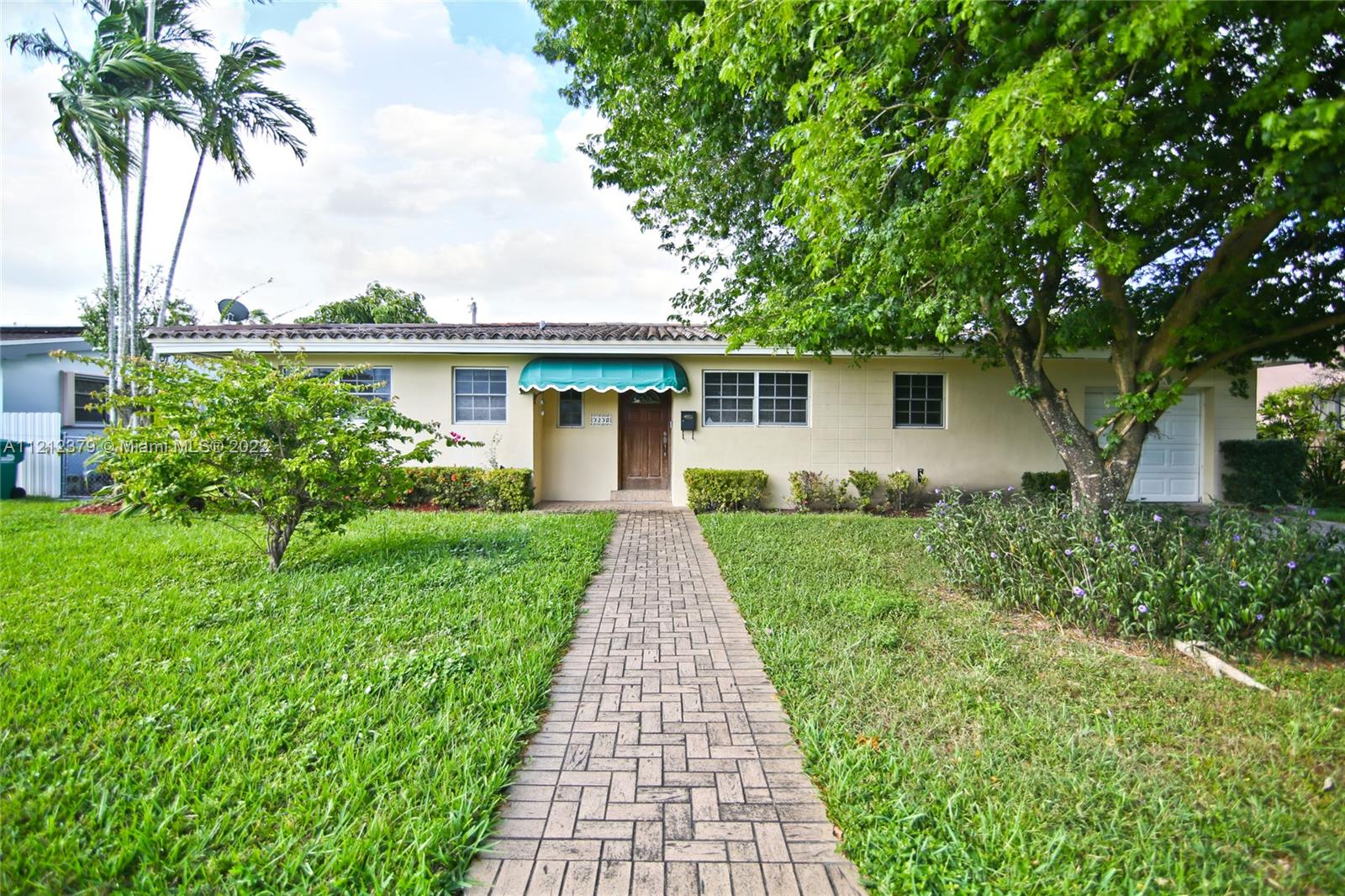3230 SW 95th Ct
