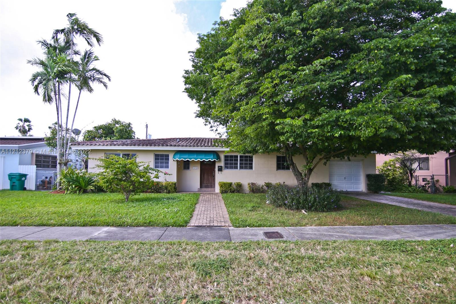 3230 SW 95th Ct