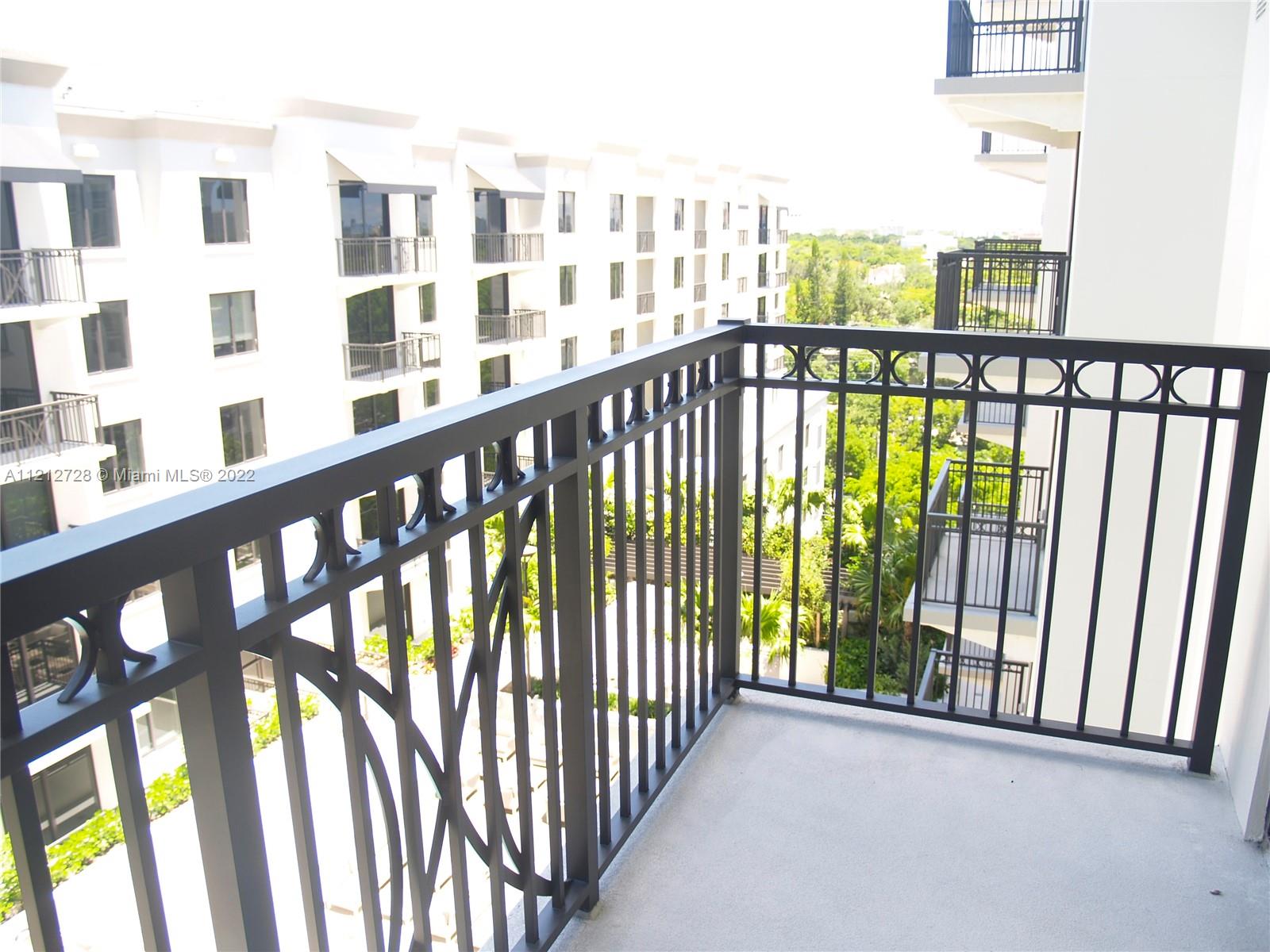 301 Altara Ave Unit: 806