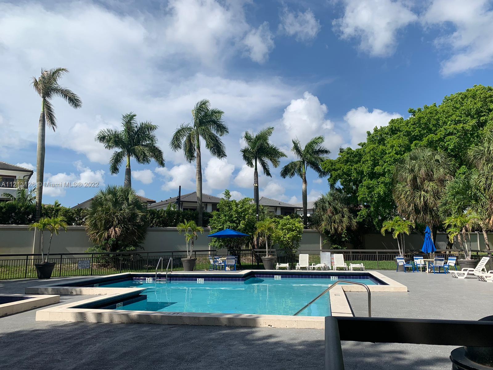 8205 Lake Drive Unit: 402