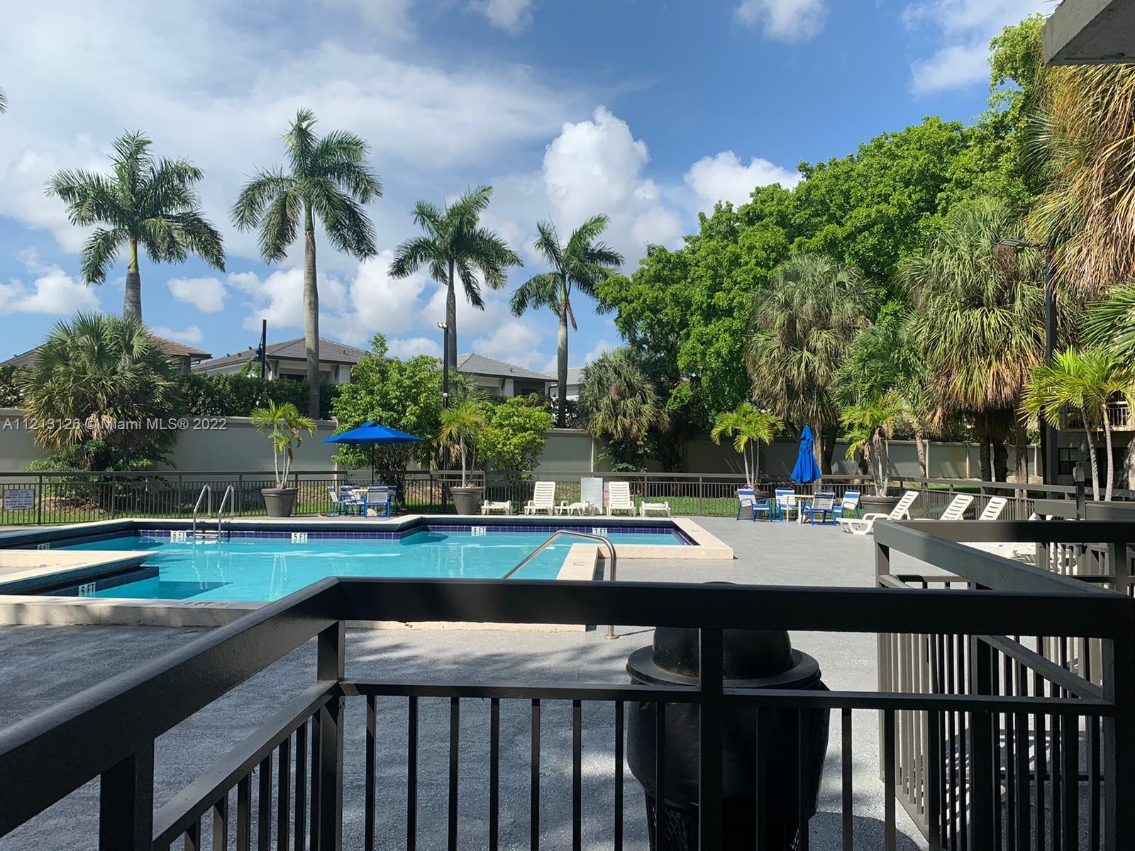 8205 Lake Drive Unit: 402
