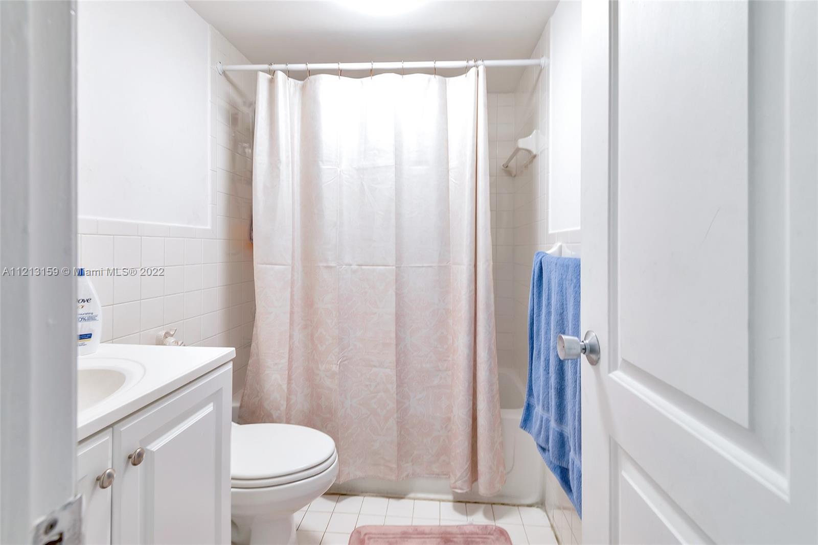 2985 W 80th St Unit: 109