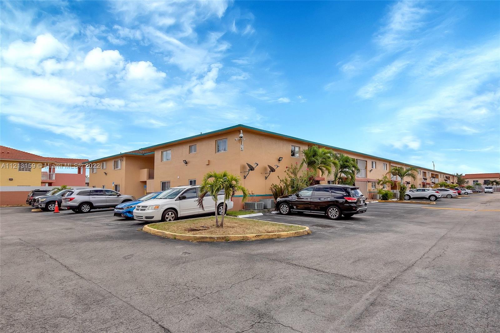 2985 W 80th St Unit: 109