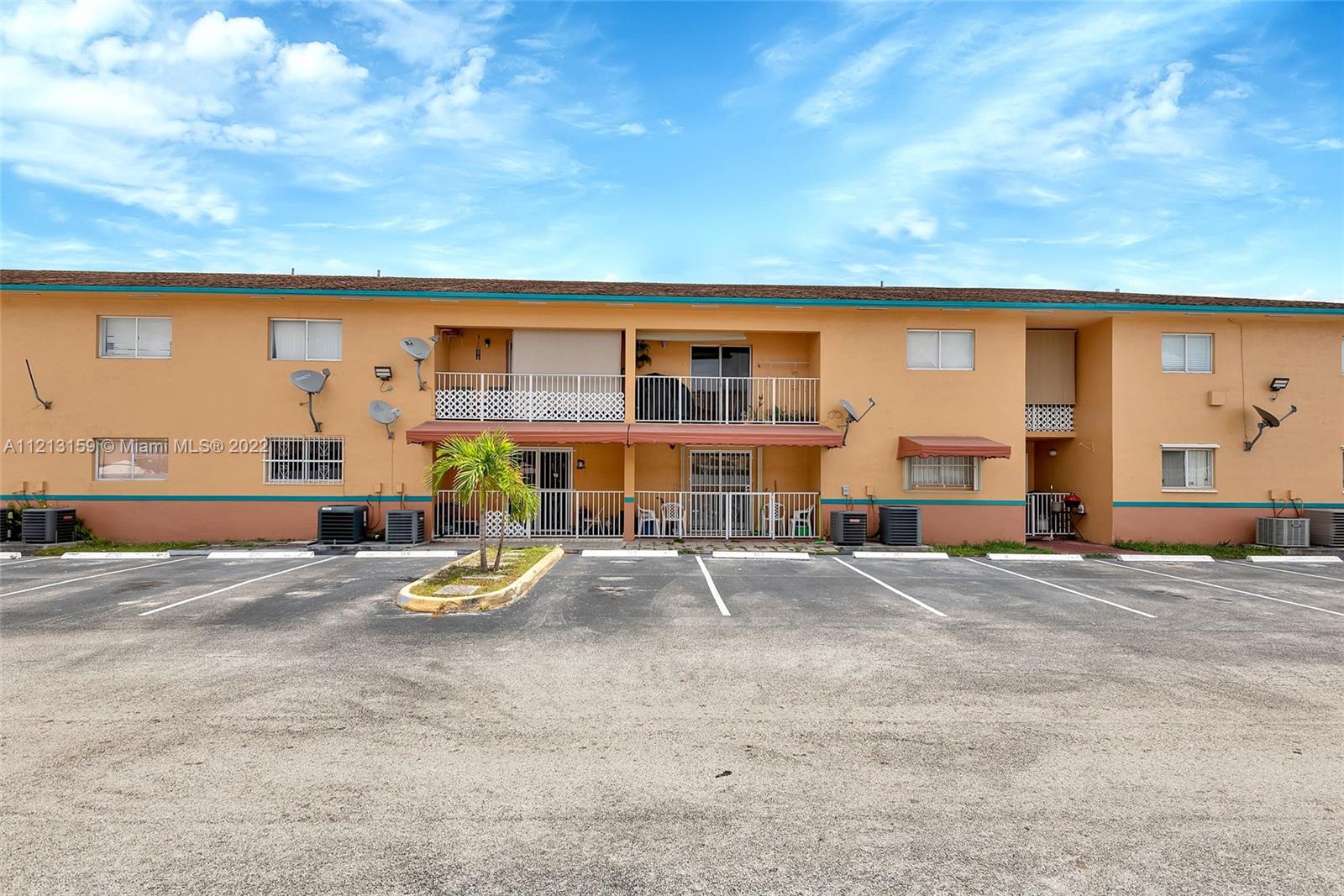 2985 W 80th St Unit: 109