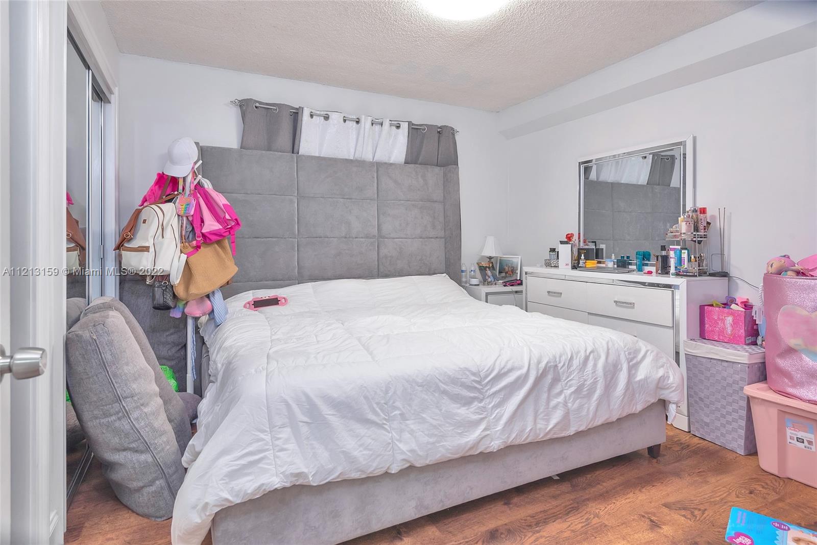 2985 W 80th St Unit: 109