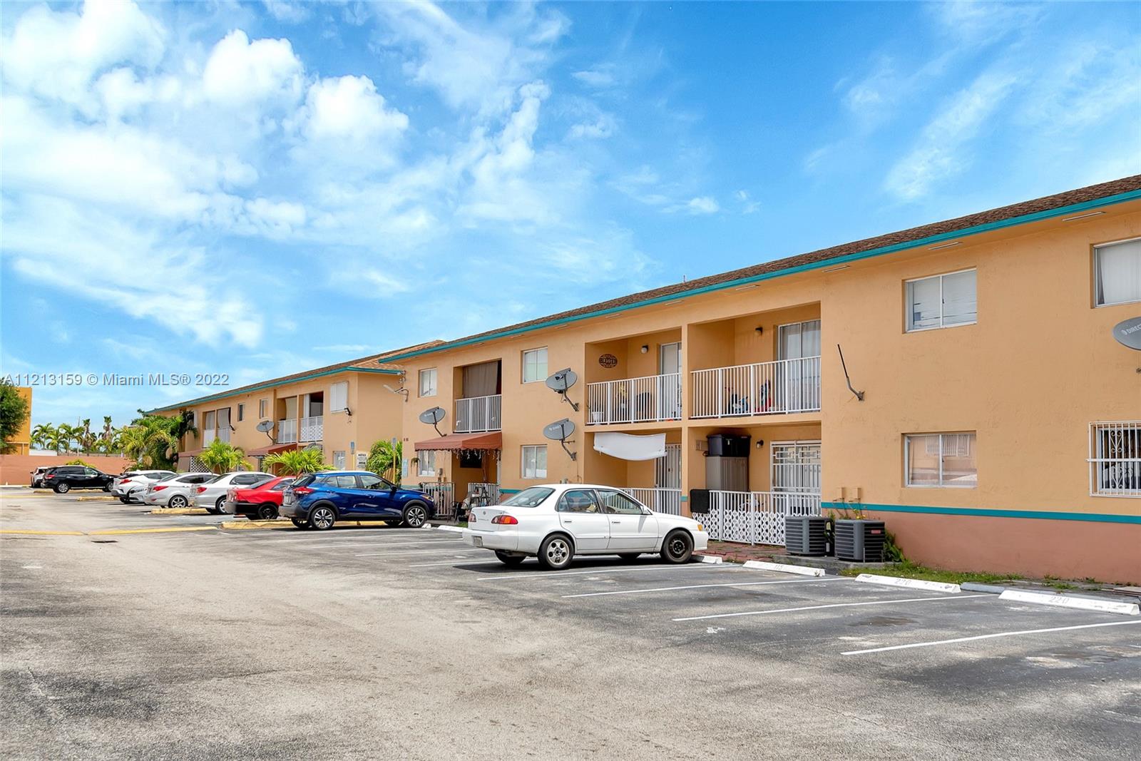 2985 W 80th St Unit: 109