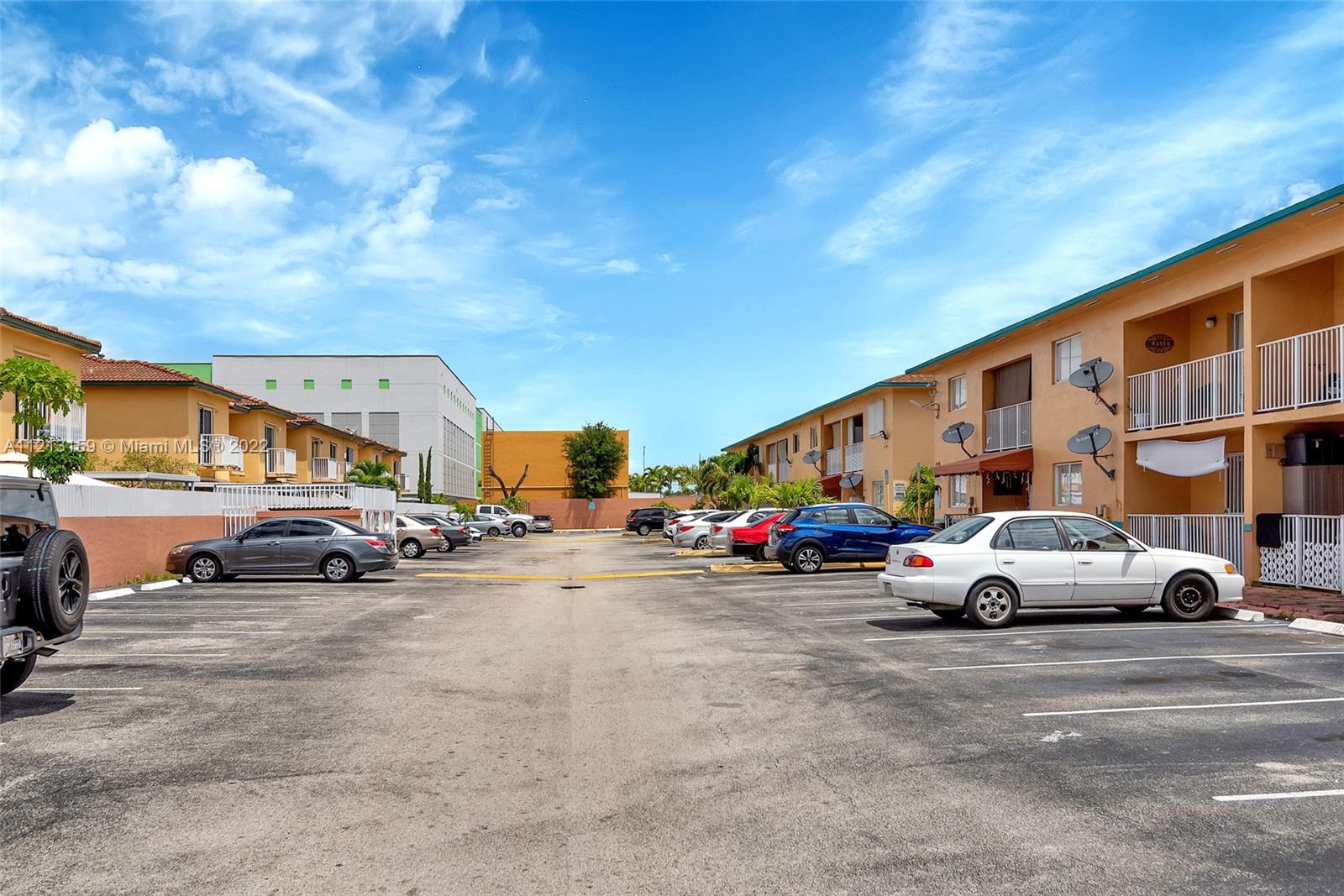 2985 W 80th St Unit: 109