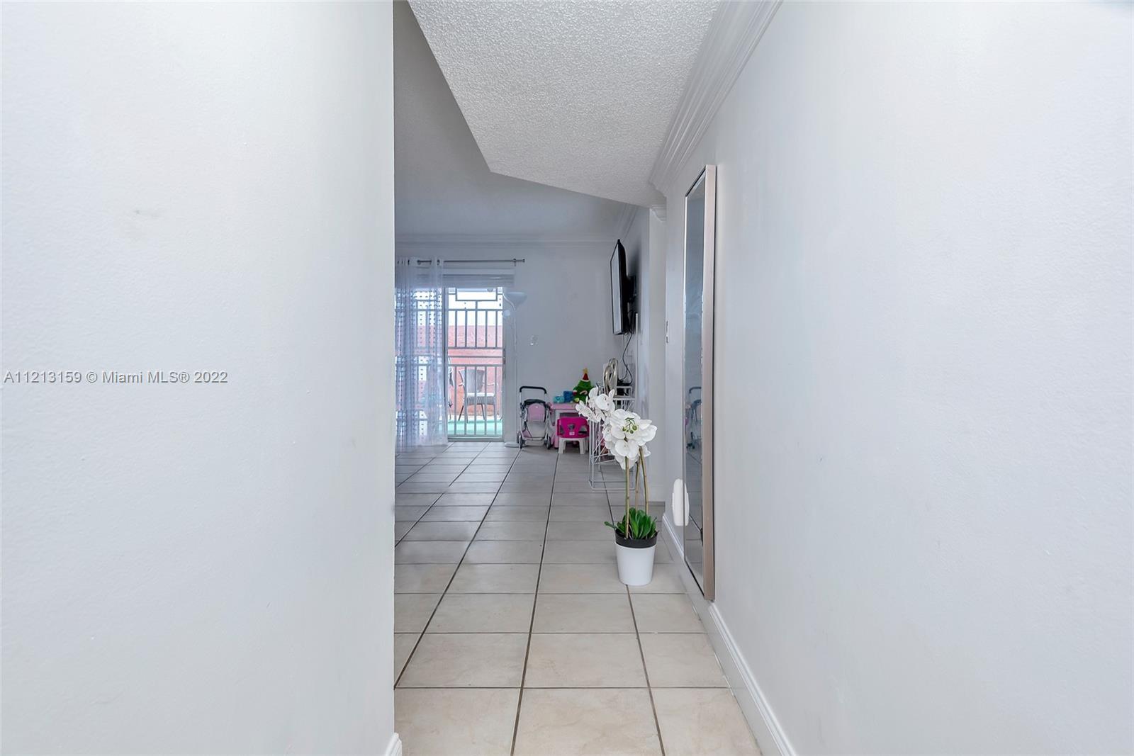 2985 W 80th St Unit: 109