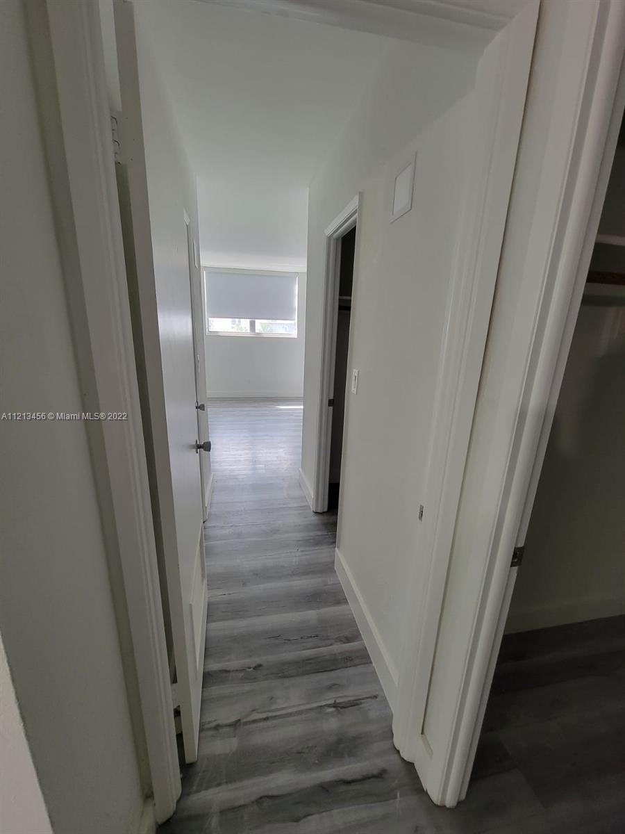 19370 Collins Ave Unit: 525