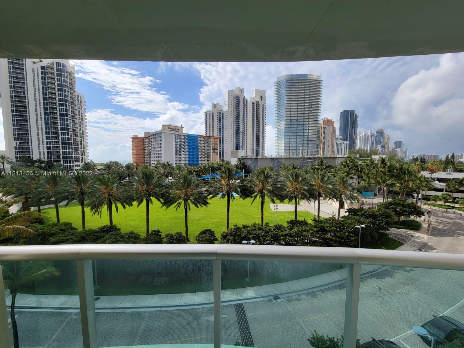 19370 Collins Ave Unit: 525
