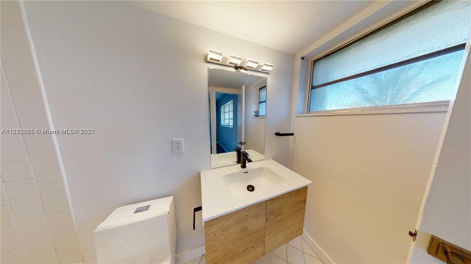15205 NE 6th Ave Unit: D305