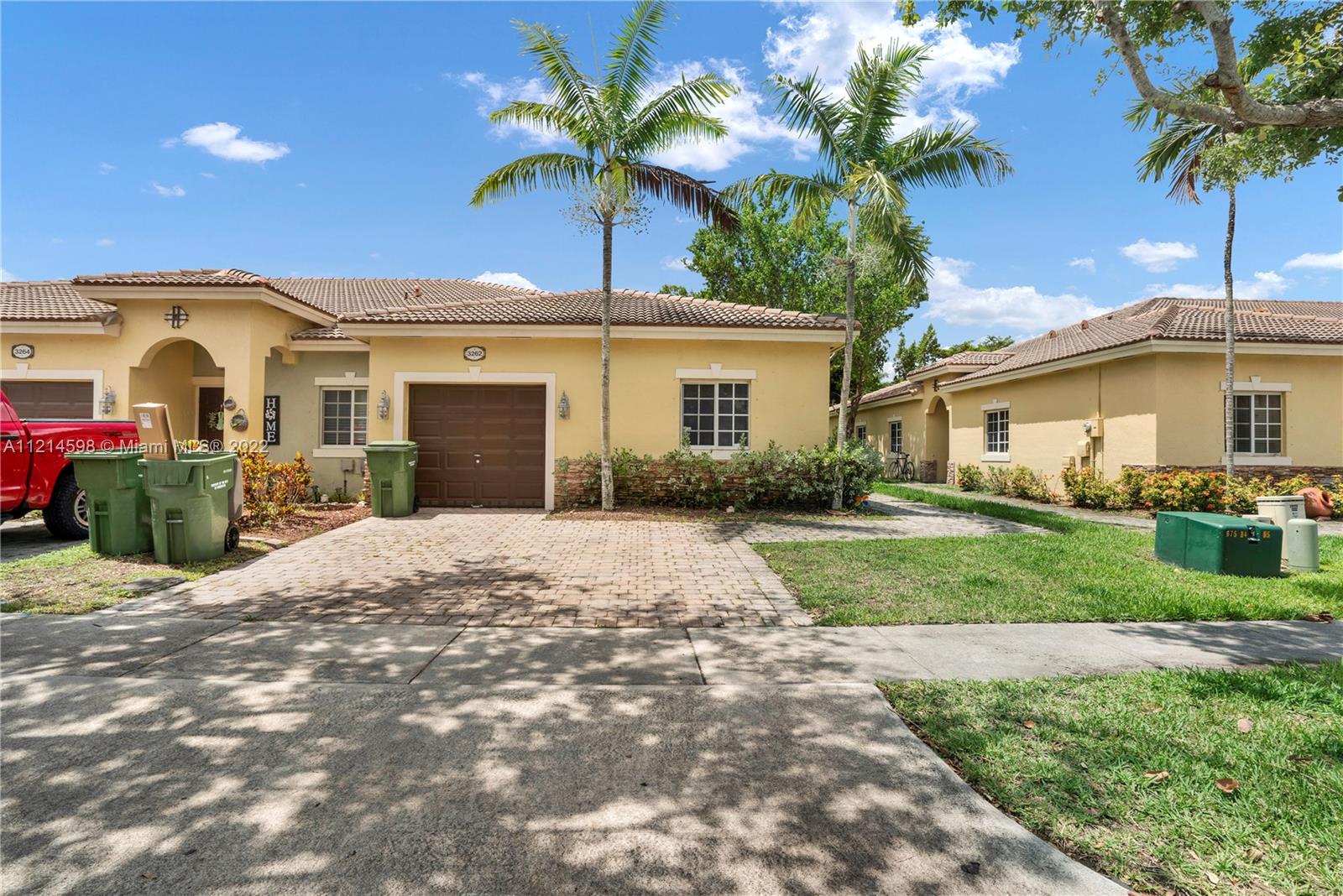 3262 NE 11th Dr Unit: 3262