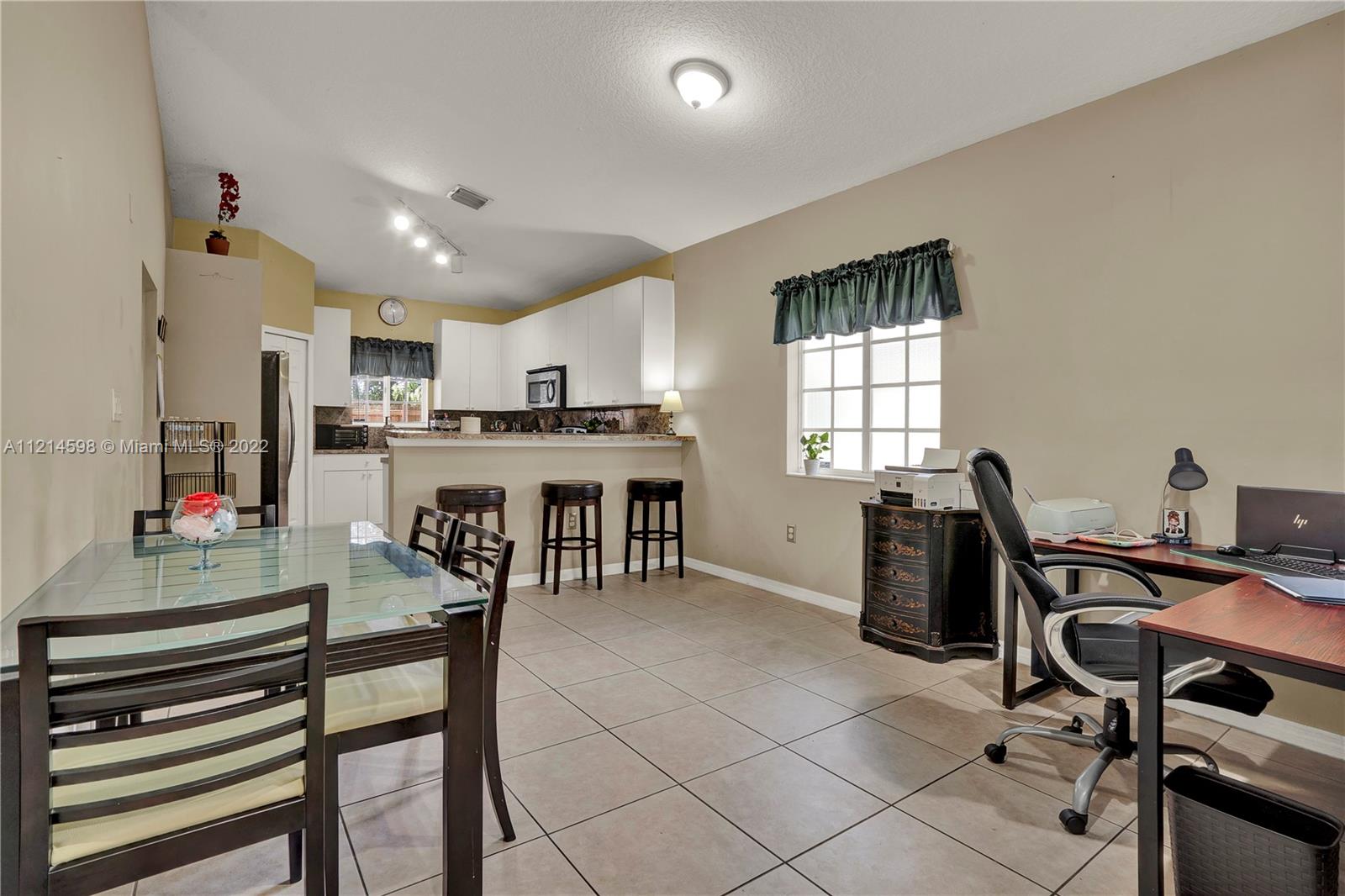 3262 NE 11th Dr Unit: 3262