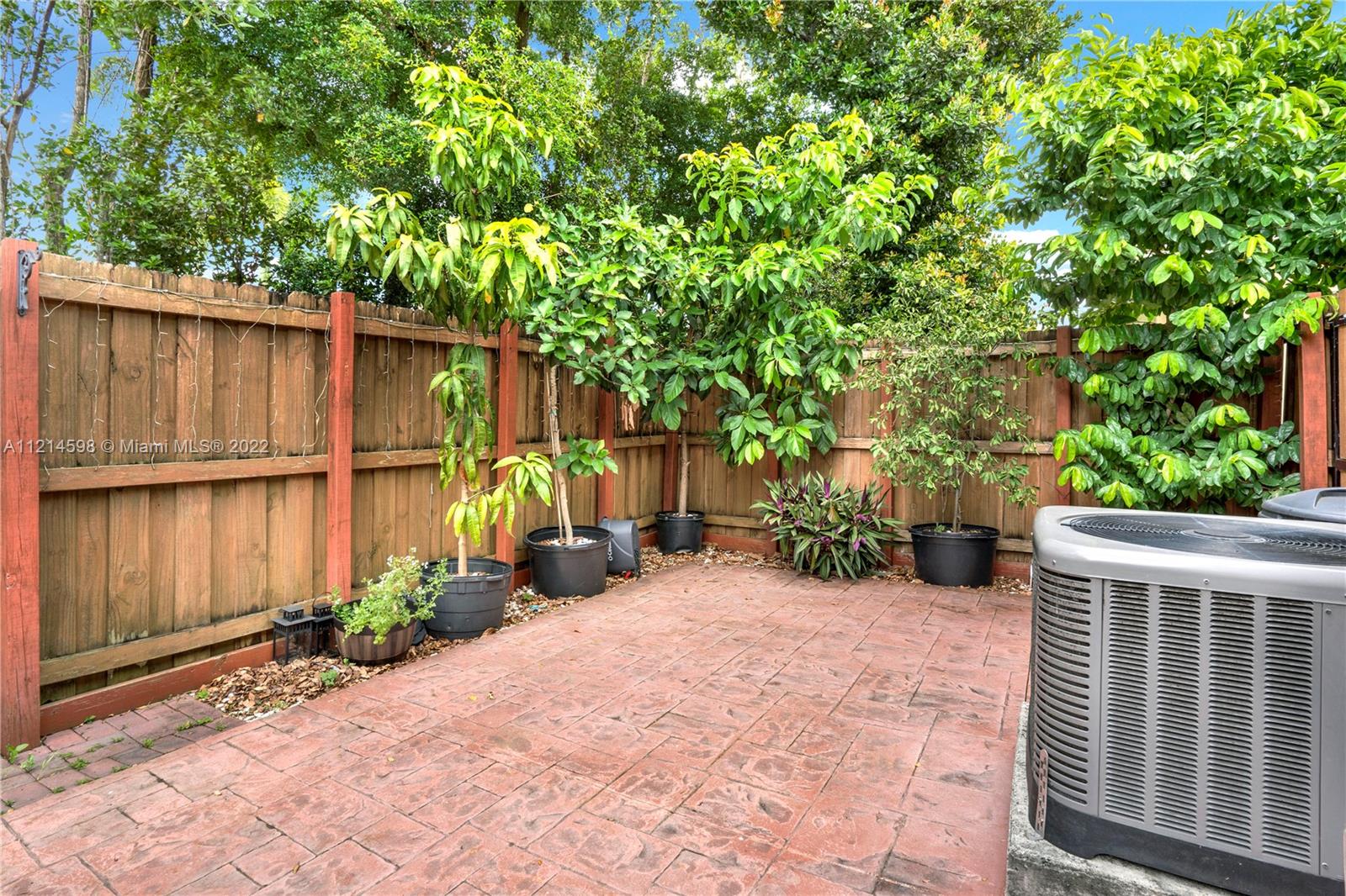 3262 NE 11th Dr Unit: 3262