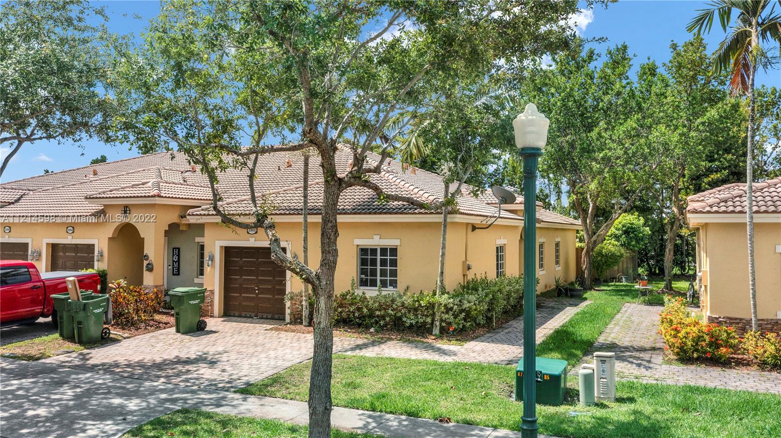 3262 NE 11th Dr Unit: 3262