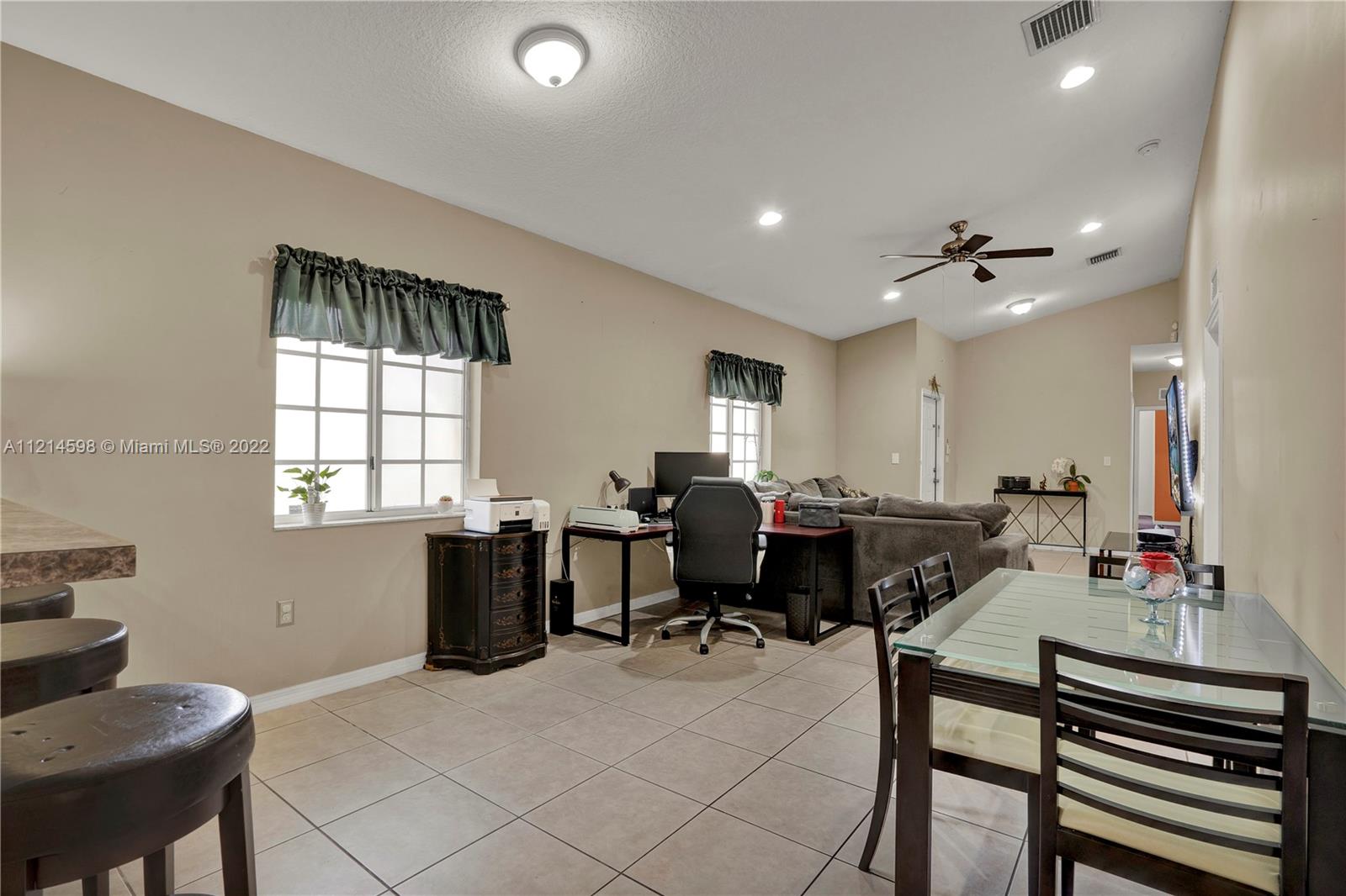 3262 NE 11th Dr Unit: 3262