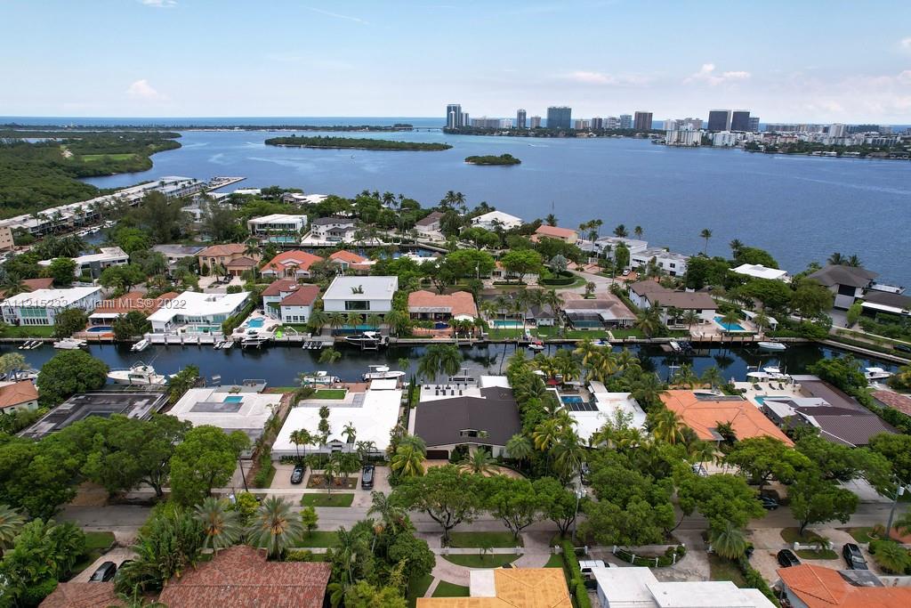 13195 Biscayne Island Ter