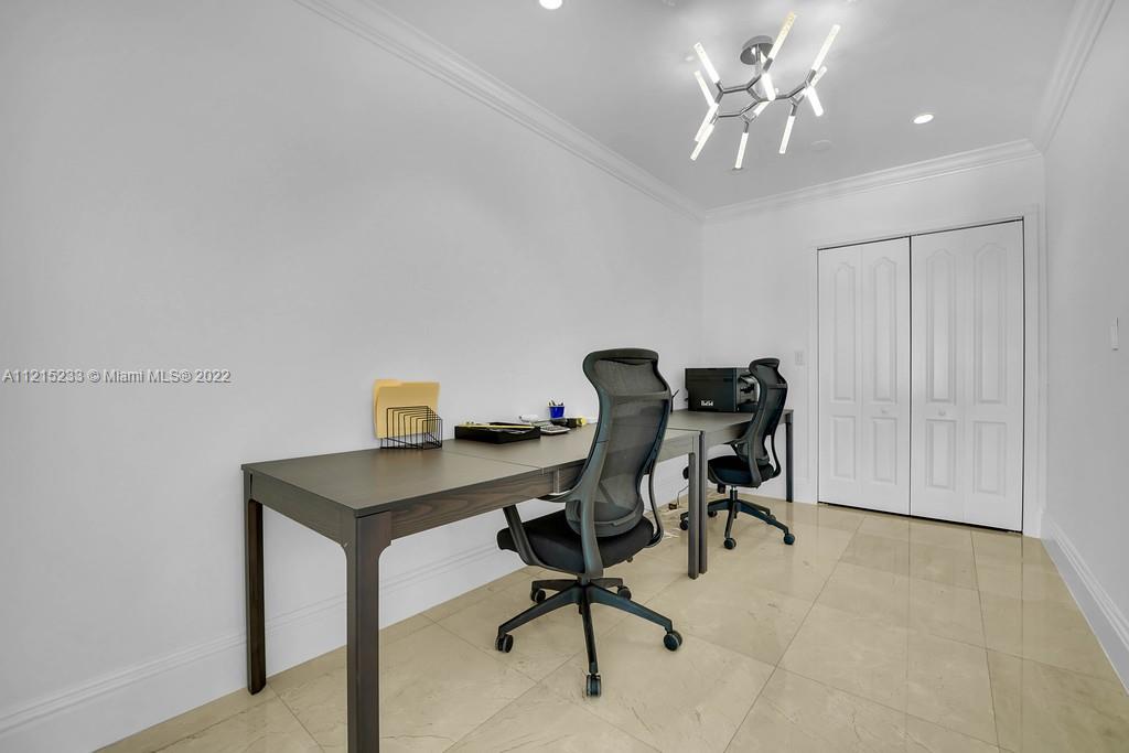 13195 Biscayne Island Ter