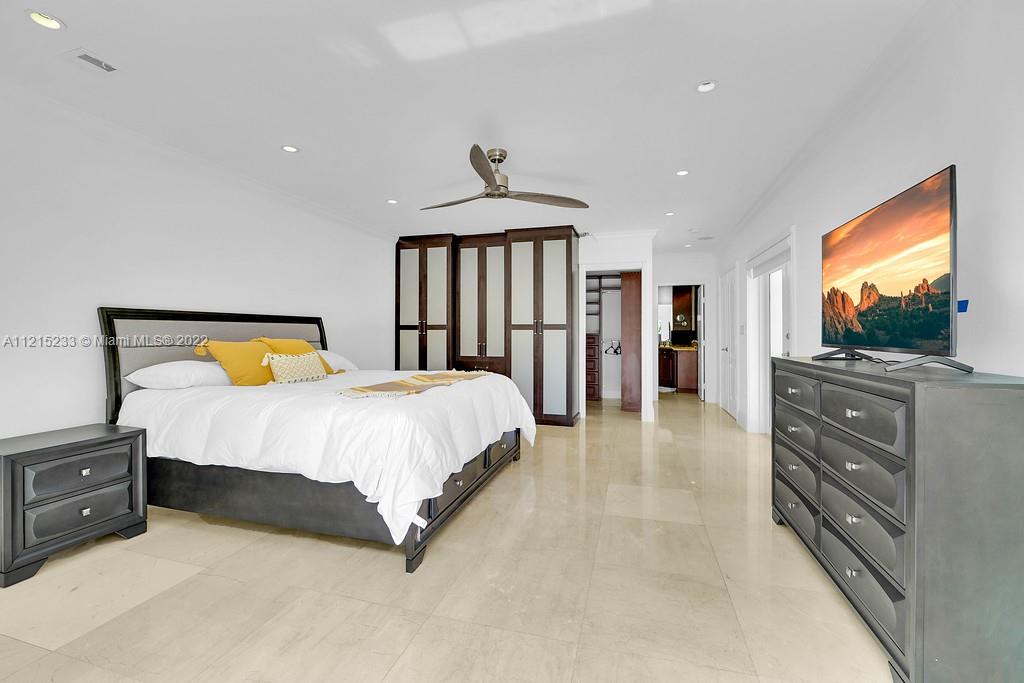13195 Biscayne Island Ter