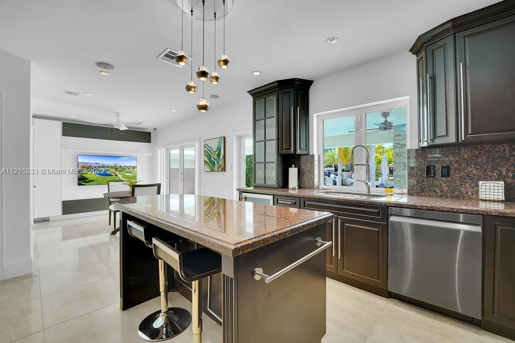 13195 Biscayne Island Ter