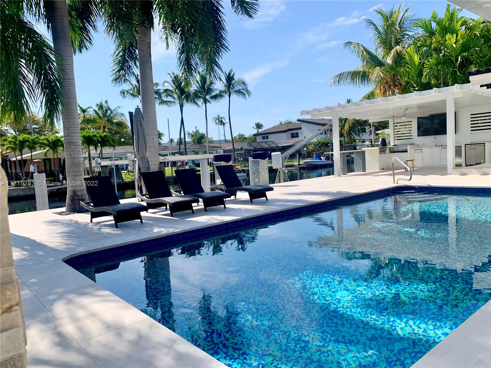 13195 Biscayne Island Ter