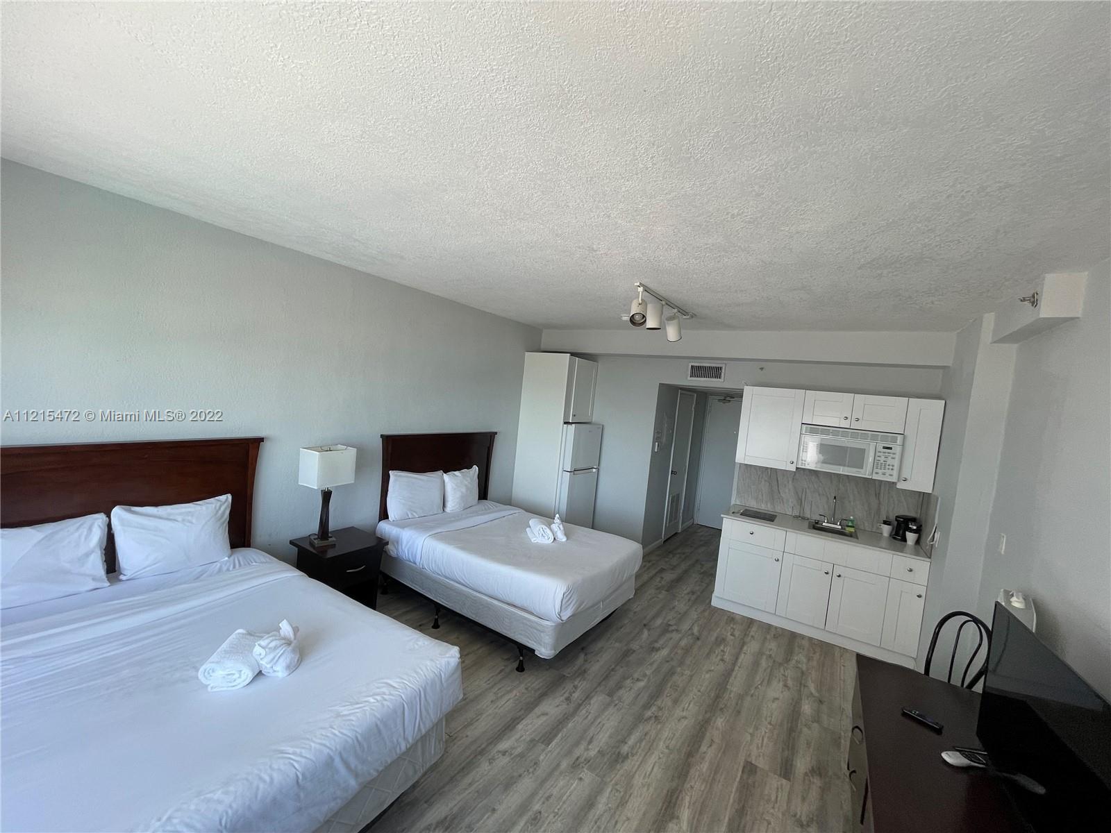 6345 Collins Ave Unit: 738