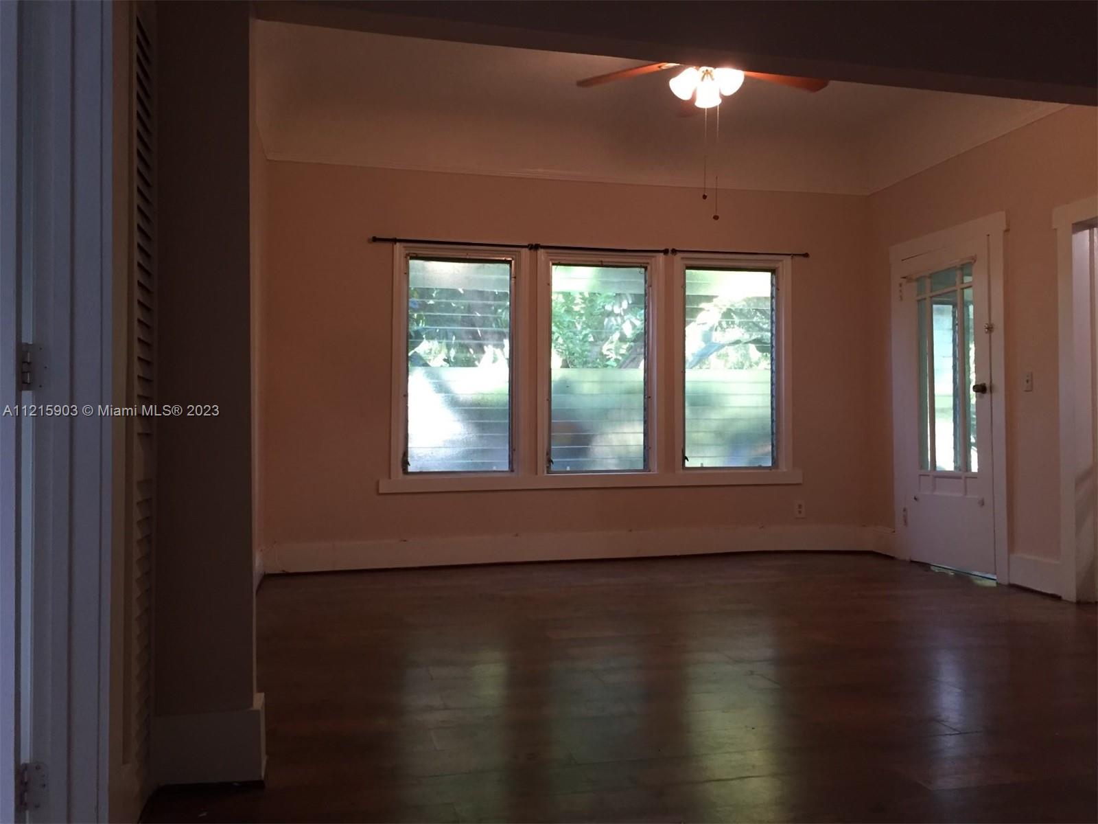2430 SW 25th Ter