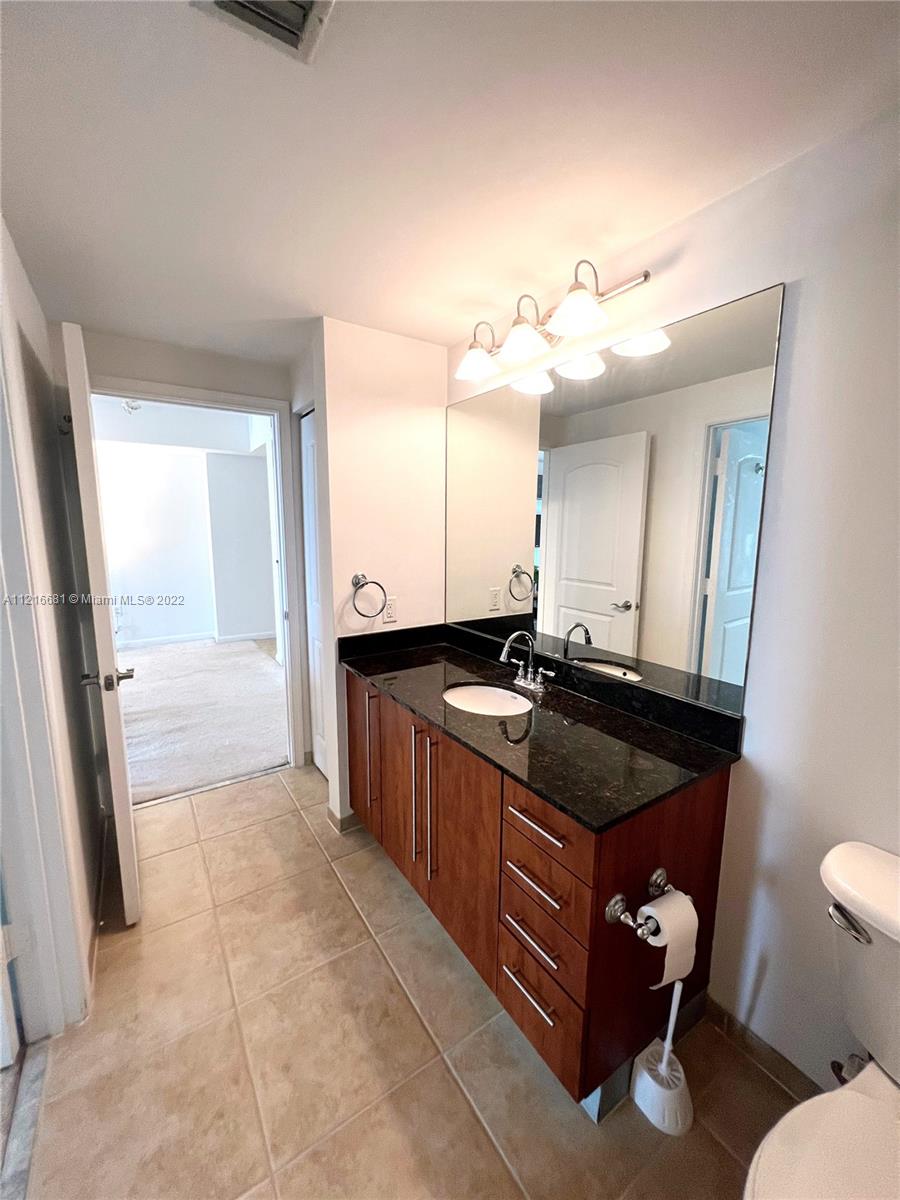 7350 SW 89th St Unit: 2108S