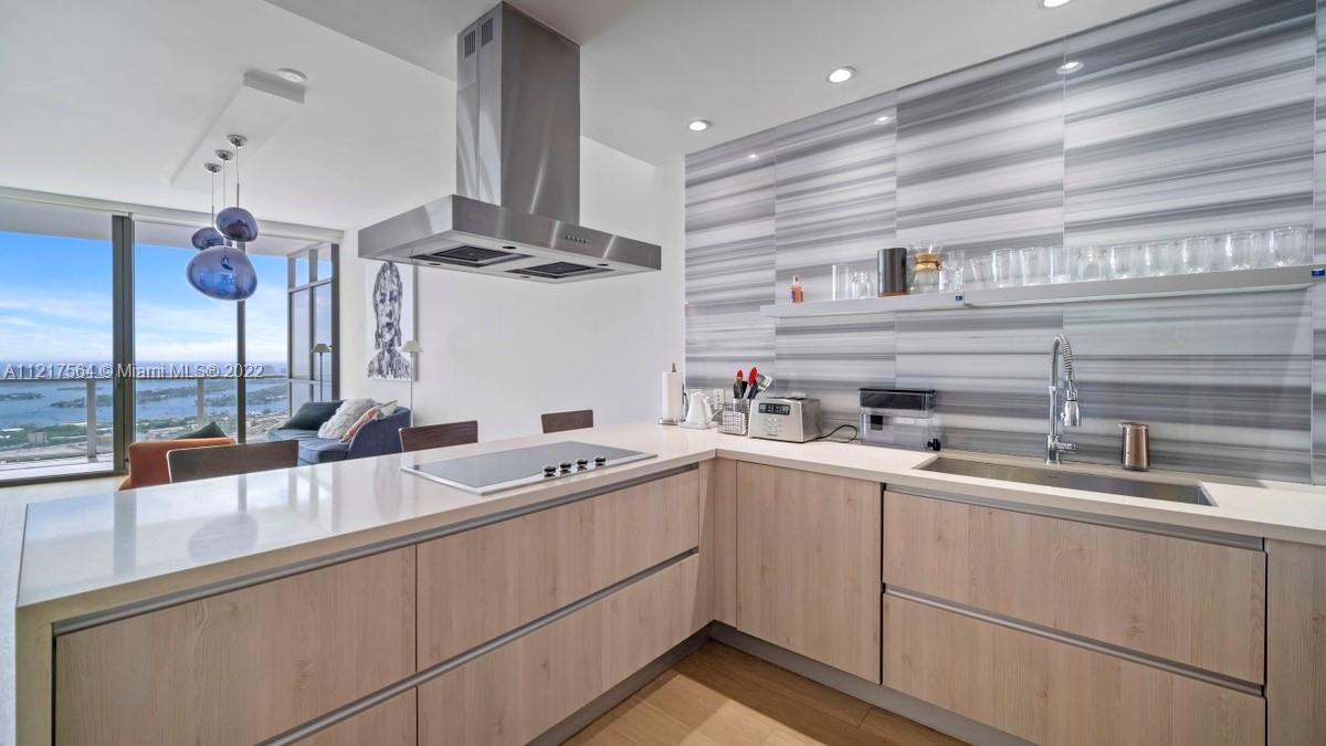 1100 Biscayne Blvd Unit: 5004