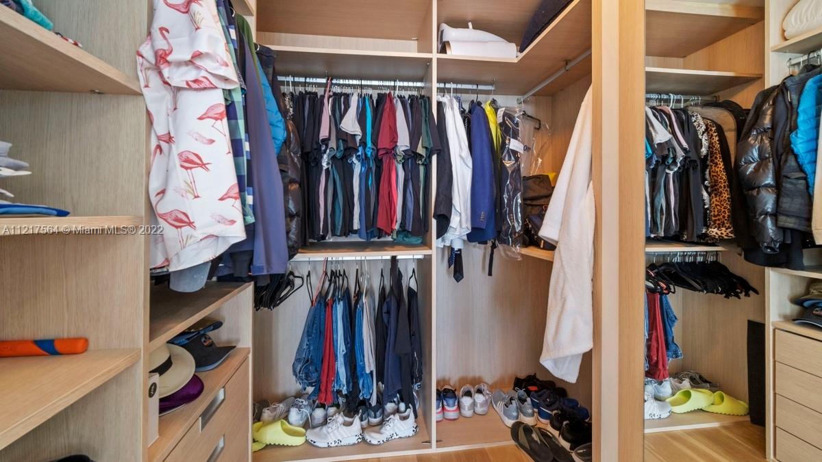 1100 Biscayne Blvd Unit: 5004