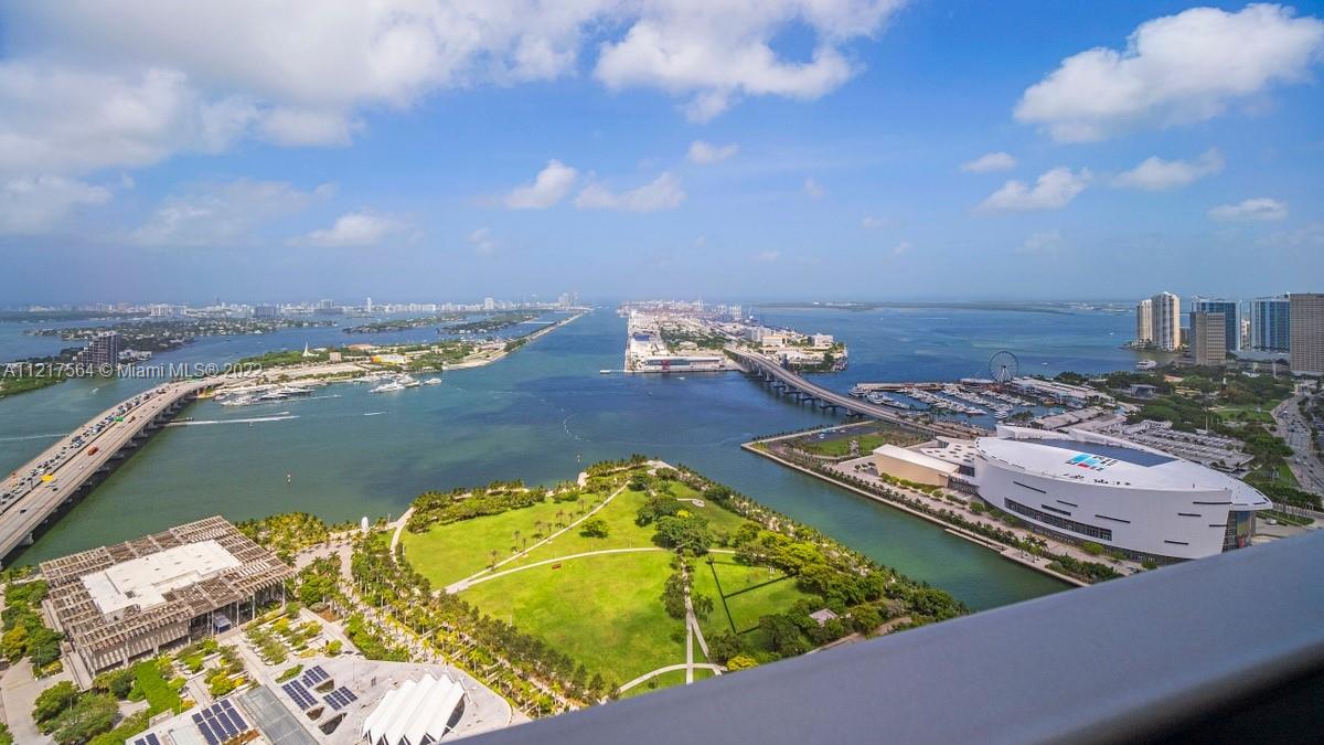 1100 Biscayne Blvd Unit: 5004
