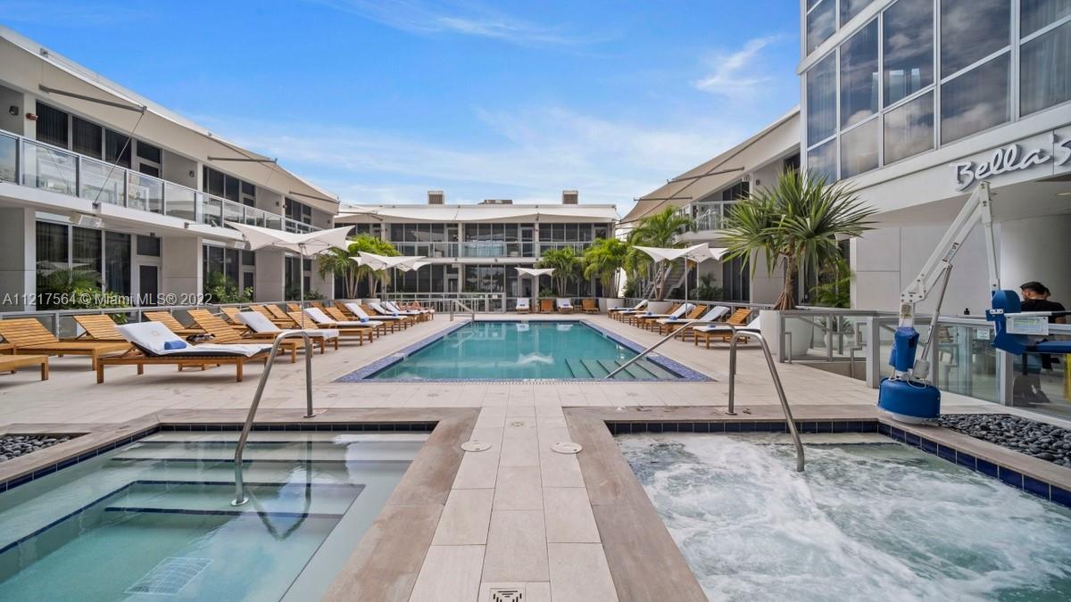1100 Biscayne Blvd Unit: 5004