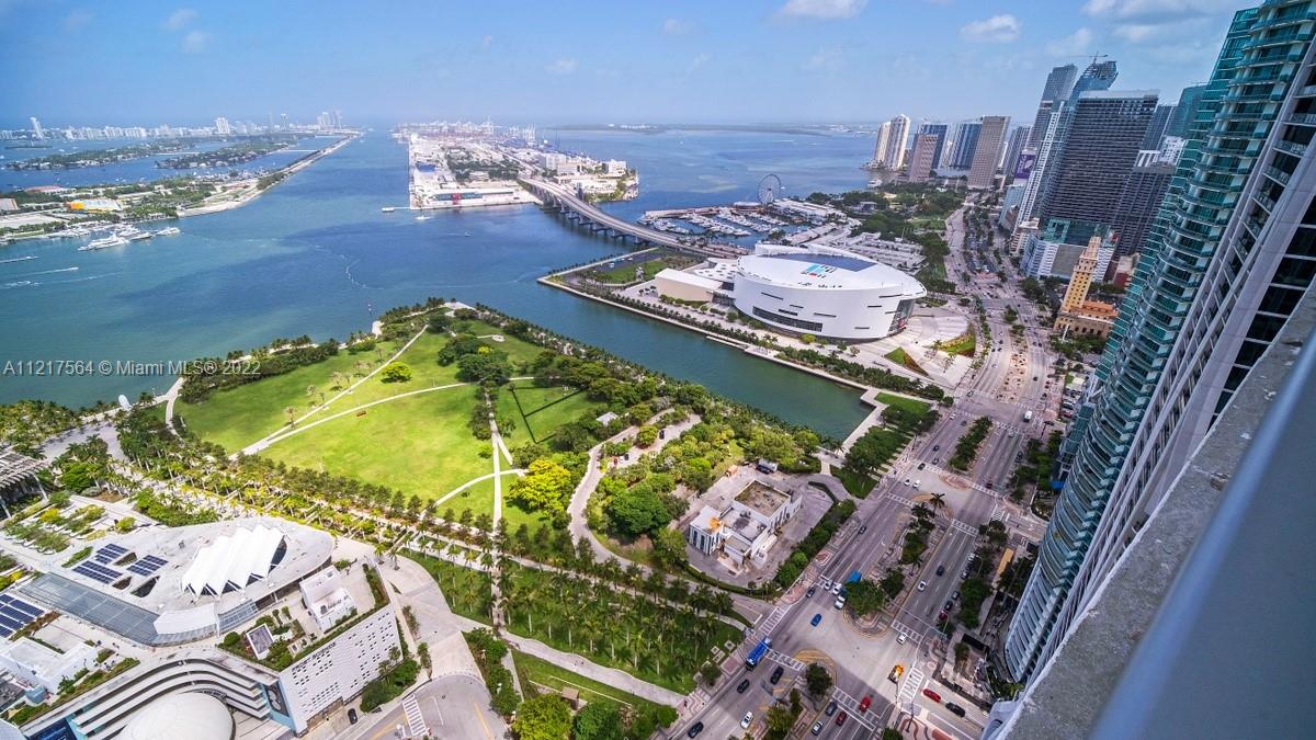 1100 Biscayne Blvd Unit: 5004