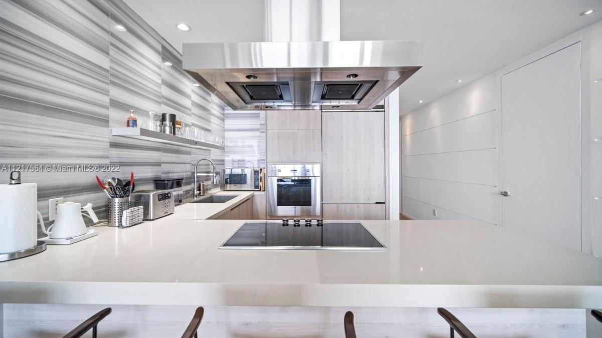 1100 Biscayne Blvd Unit: 5004