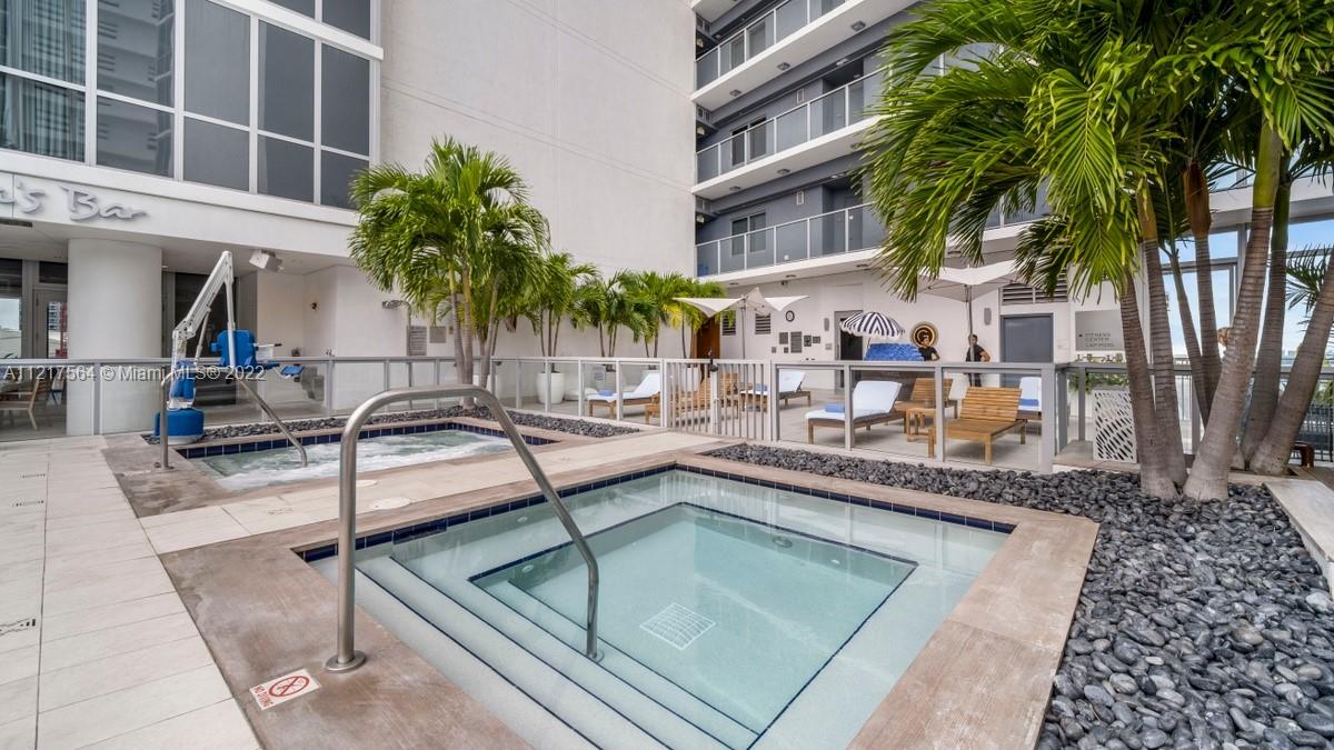 1100 Biscayne Blvd Unit: 5004