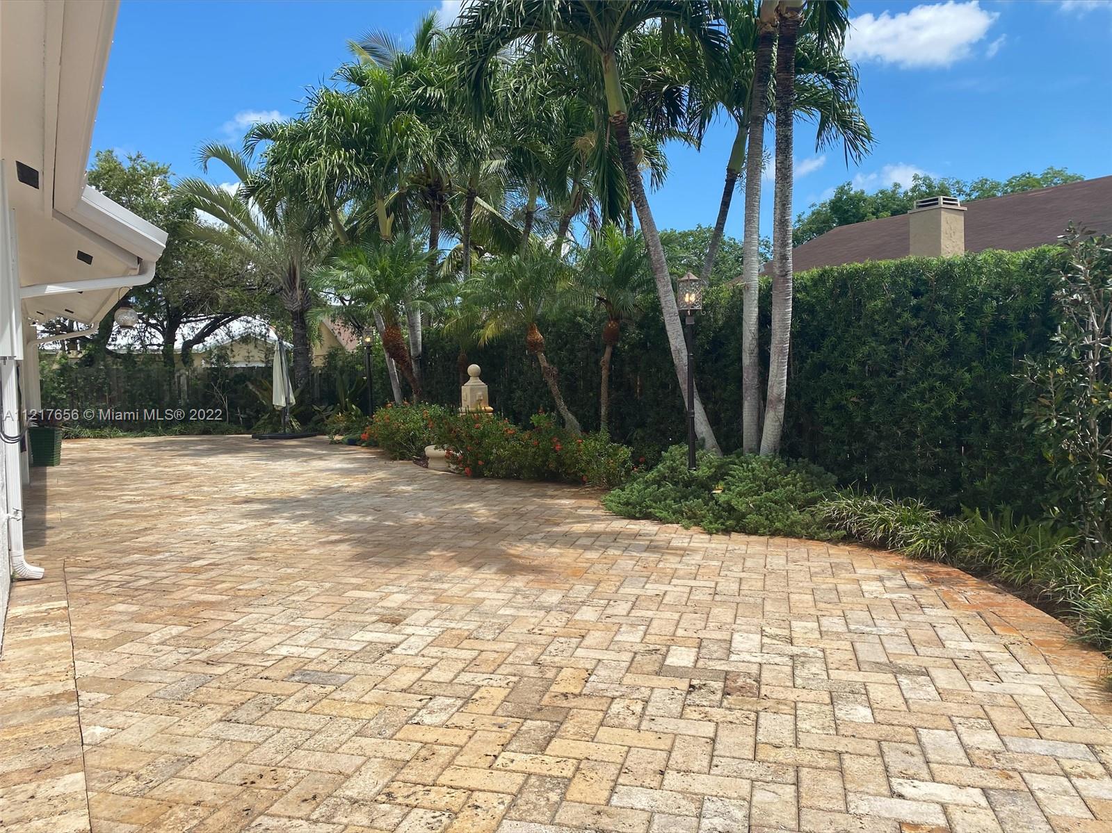 15327 SW 55th Ter