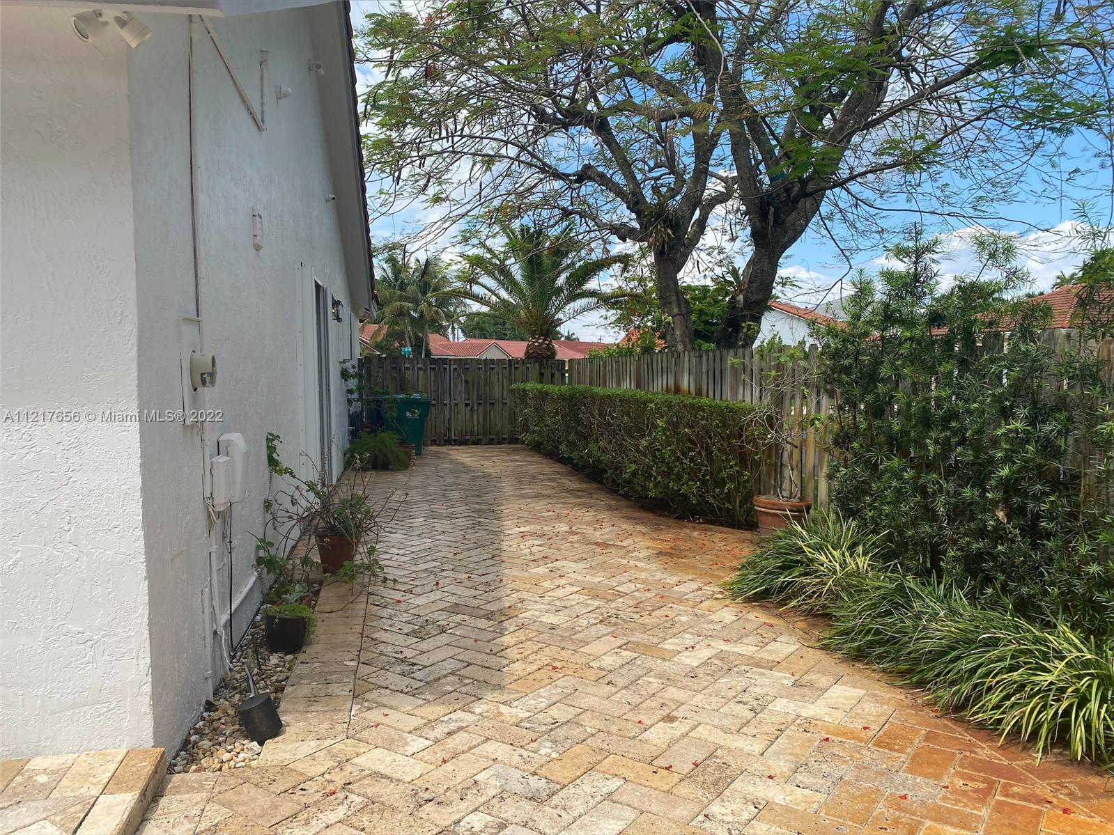 15327 SW 55th Ter