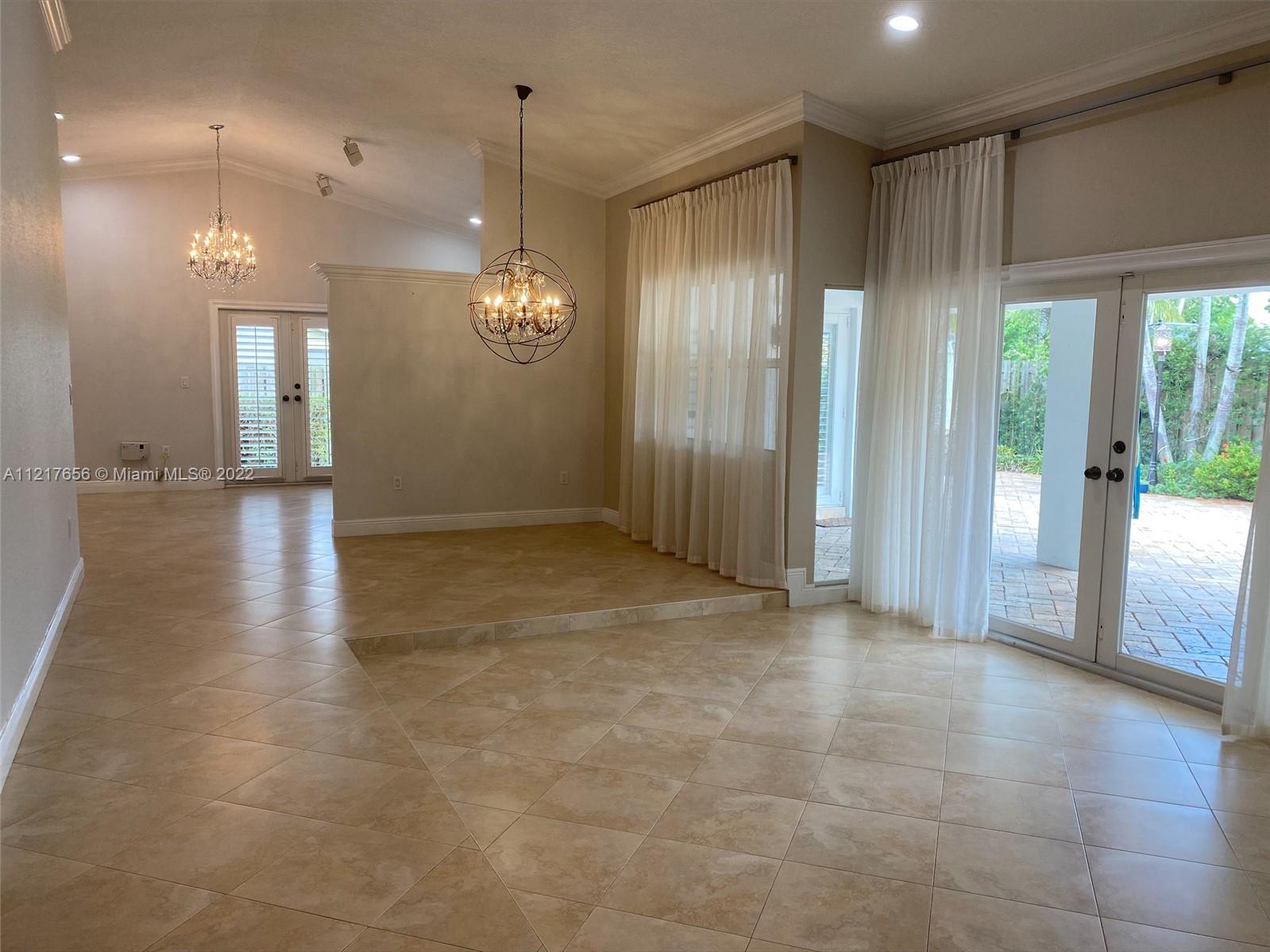 15327 SW 55th Ter