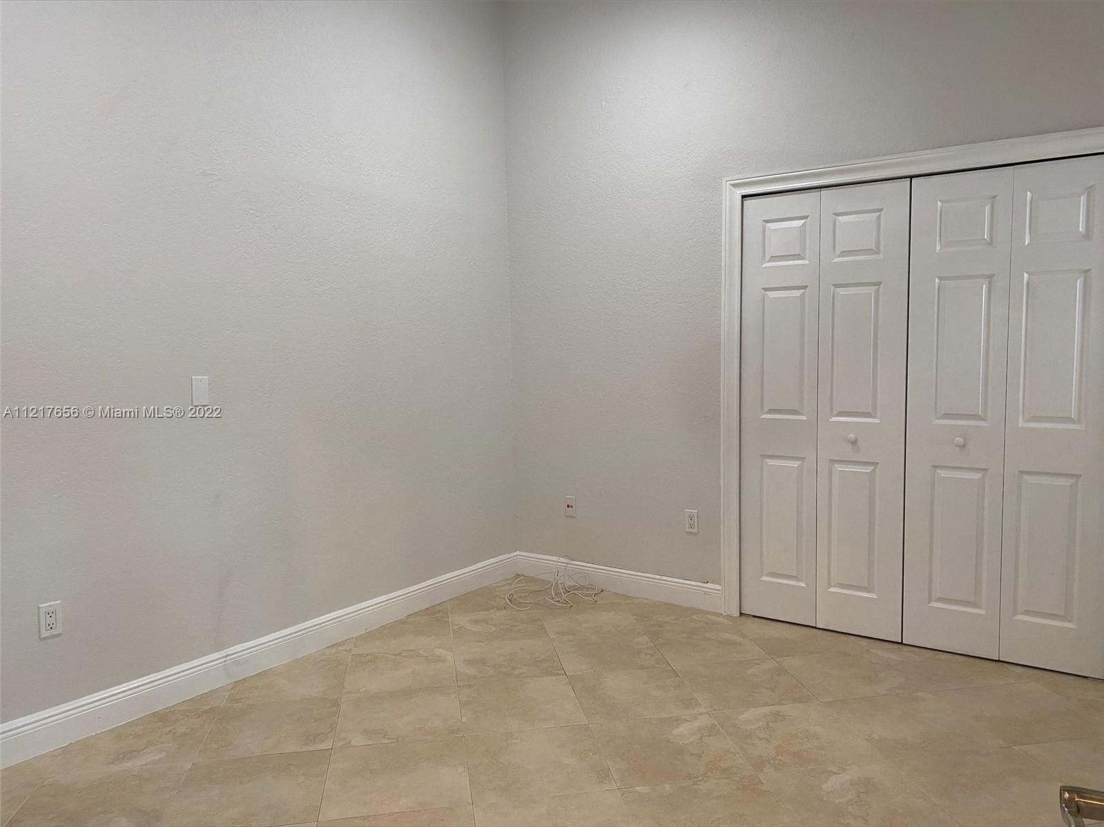 15327 SW 55th Ter