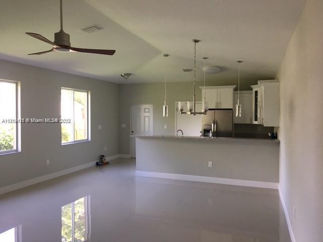 835 NW 1st Ave