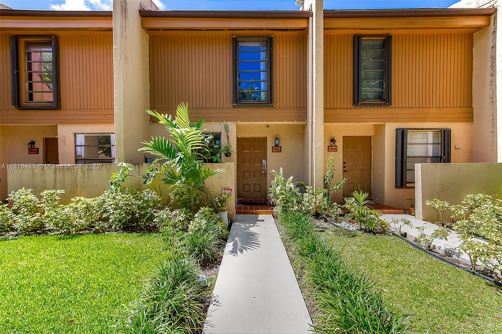 9852 NW 15th St Unit: 190