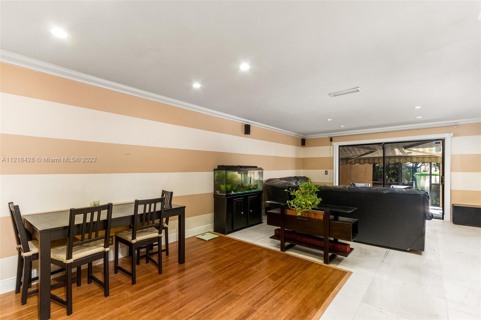 9852 NW 15th St Unit: 190