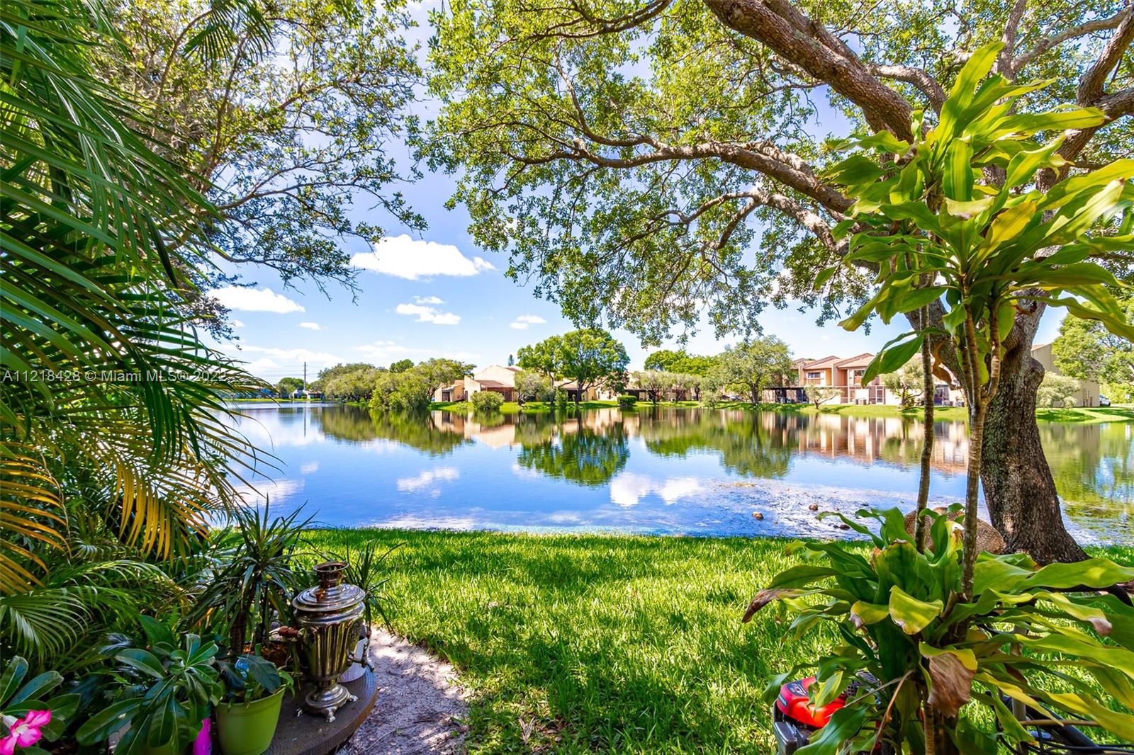 9852 NW 15th St Unit: 190
