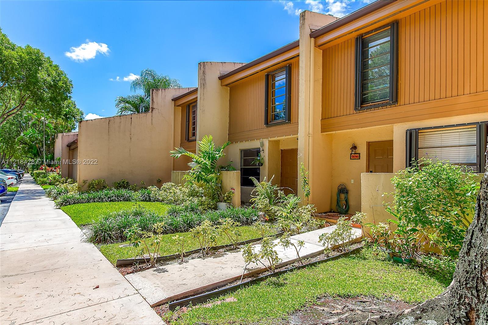 9852 NW 15th St Unit: 190