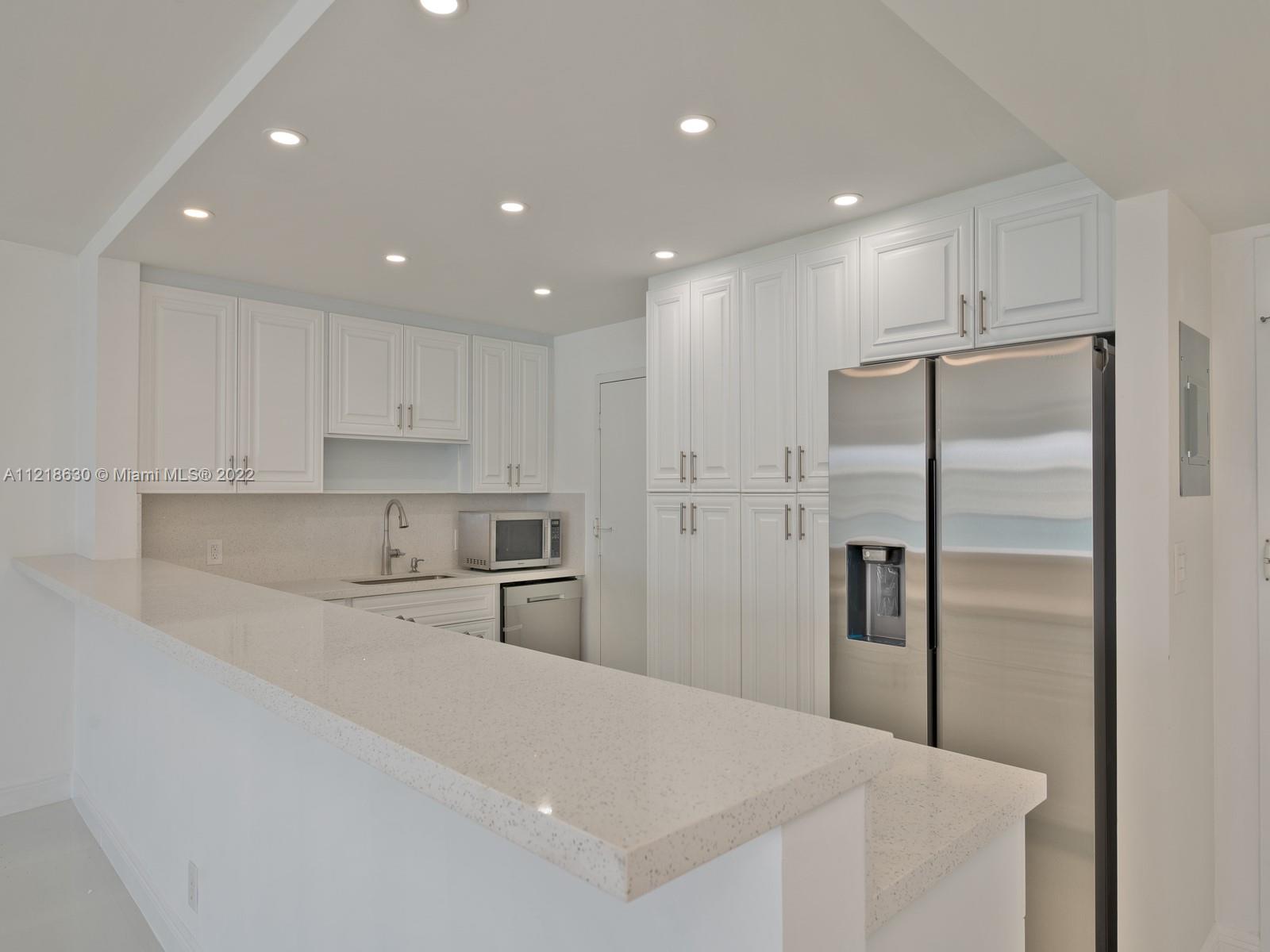 3800 S Ocean Dr Unit: 1517